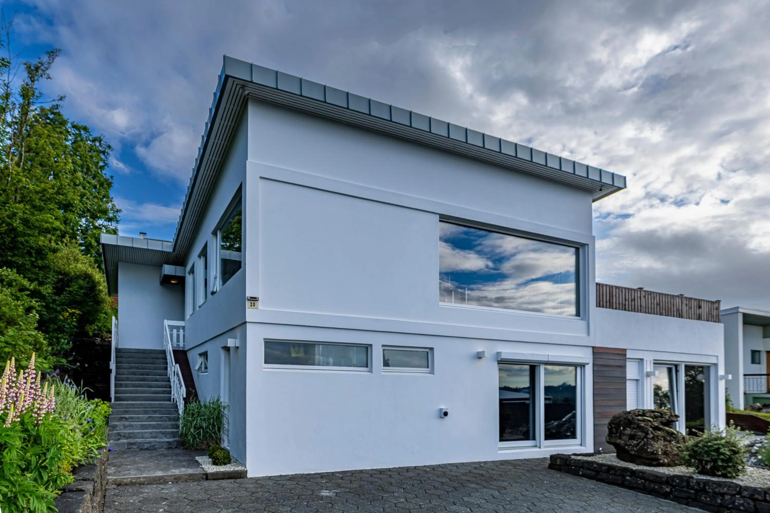 Property building in ICELAND SJF Villa, Hot tub & Outdoor Sauna Amazing Mountains and City View Over Reykjavík