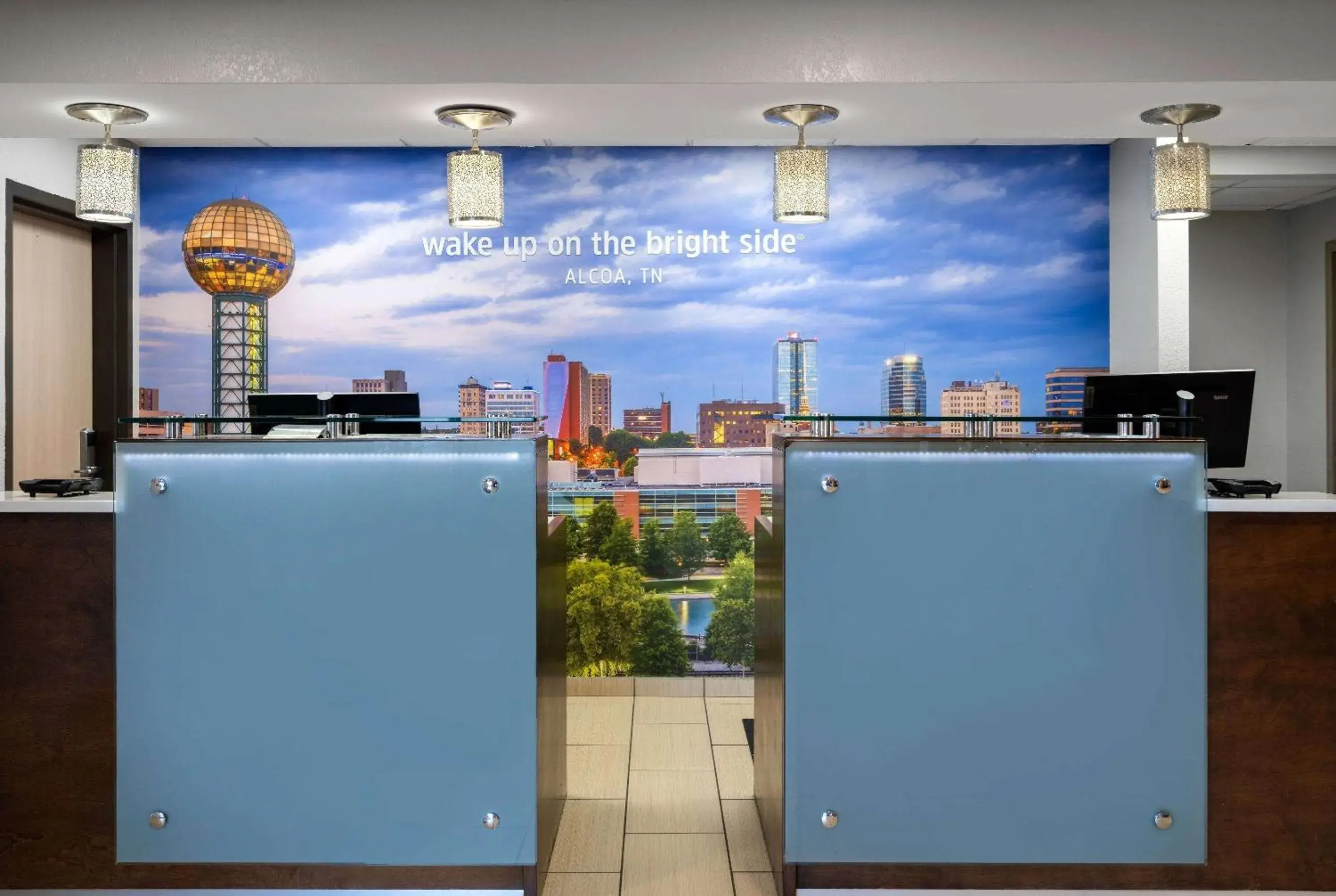 Lobby or reception in La Quinta by Wyndham Knoxville Airport Lobby or reception in La Quinta by Wyndham Knoxville Airport