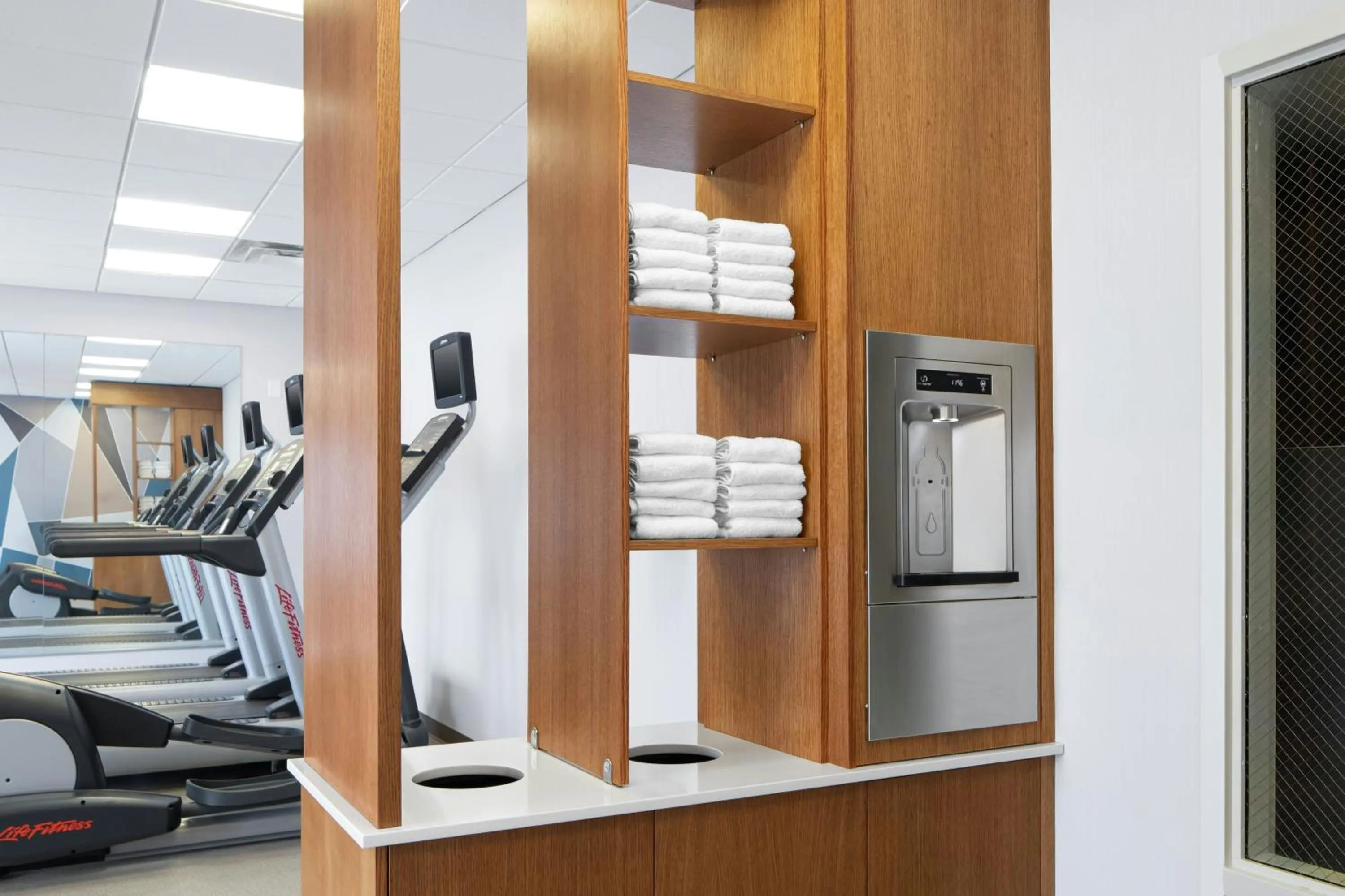 Fitness centre/facilities in SpringHill Suites Pigeon Forge