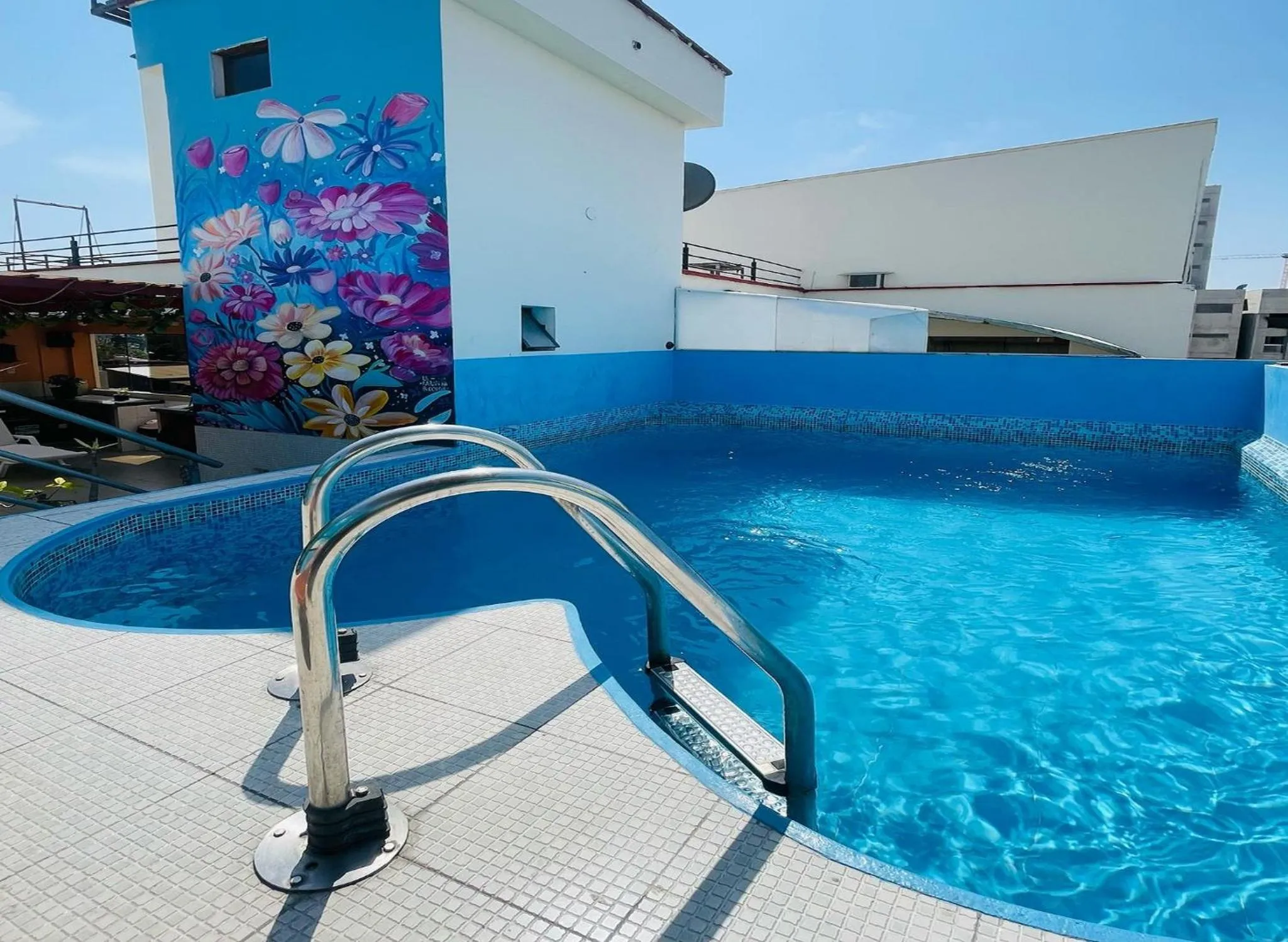 Swimming pool in Casa Fanning Hotel
