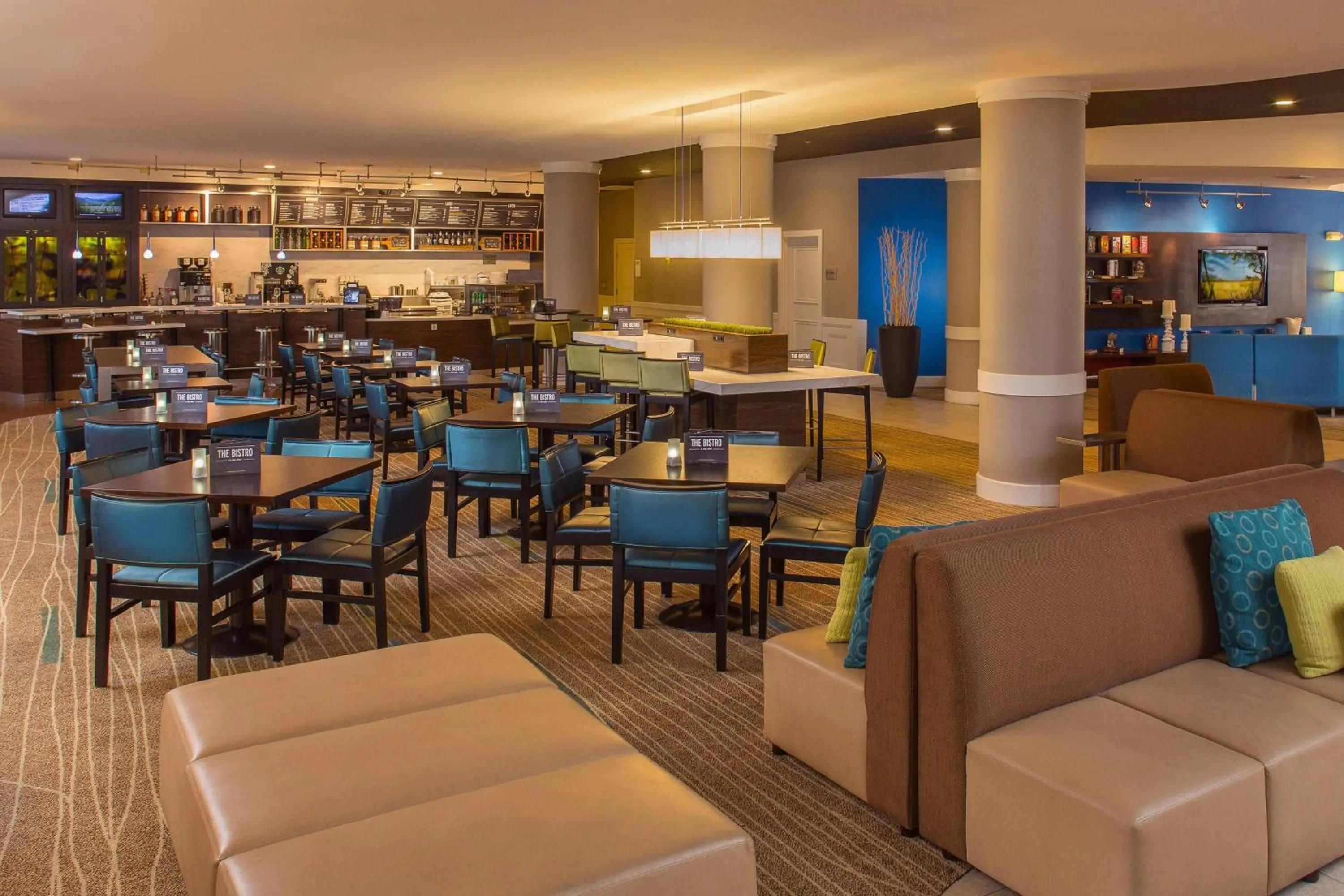 Restaurant/places to eat in Courtyard by Marriott Sandestin at Grand Boulevard