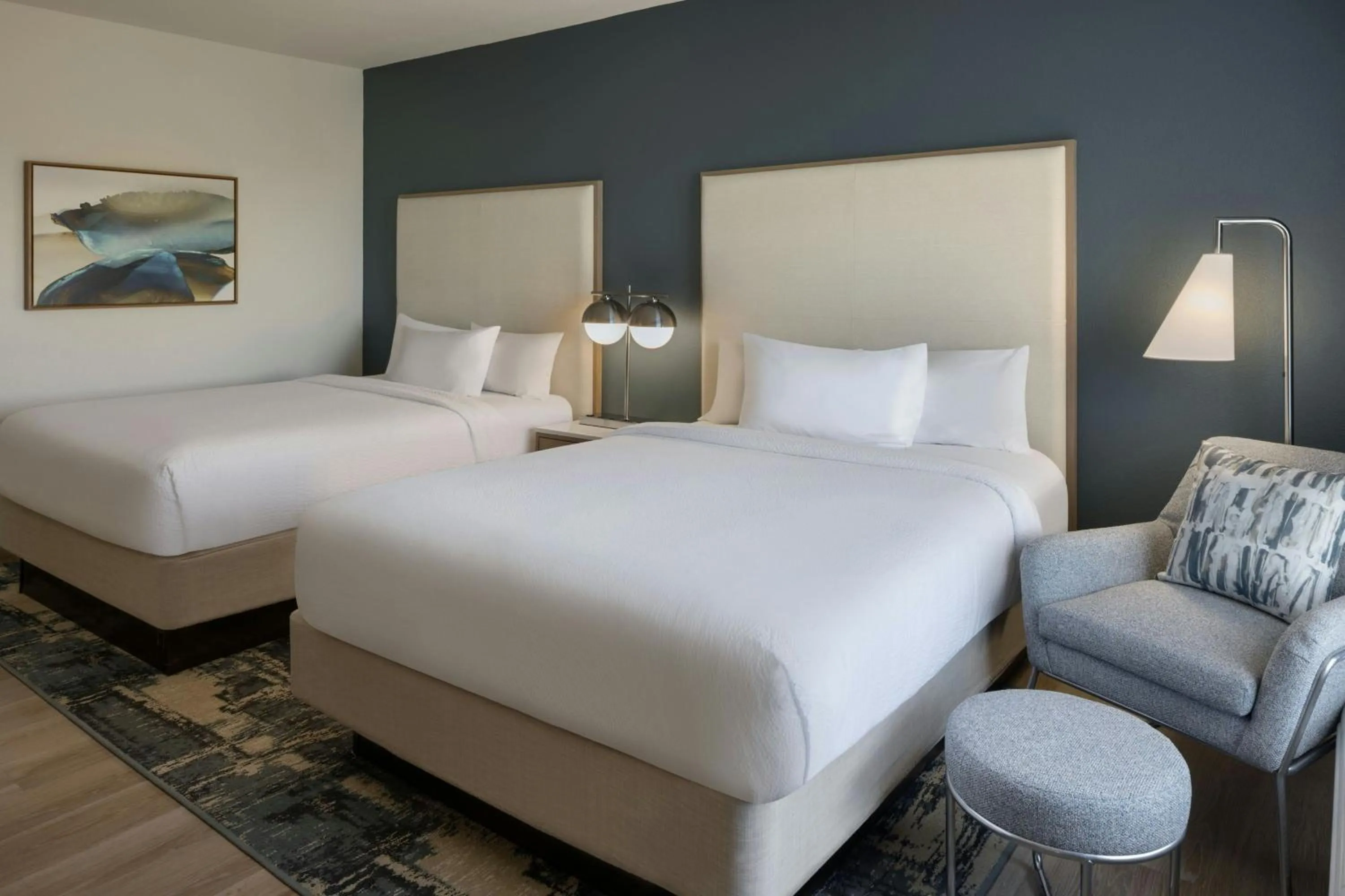 Photo of the whole room, Bed in Courtyard by Marriott Sandestin at Grand Boulevard