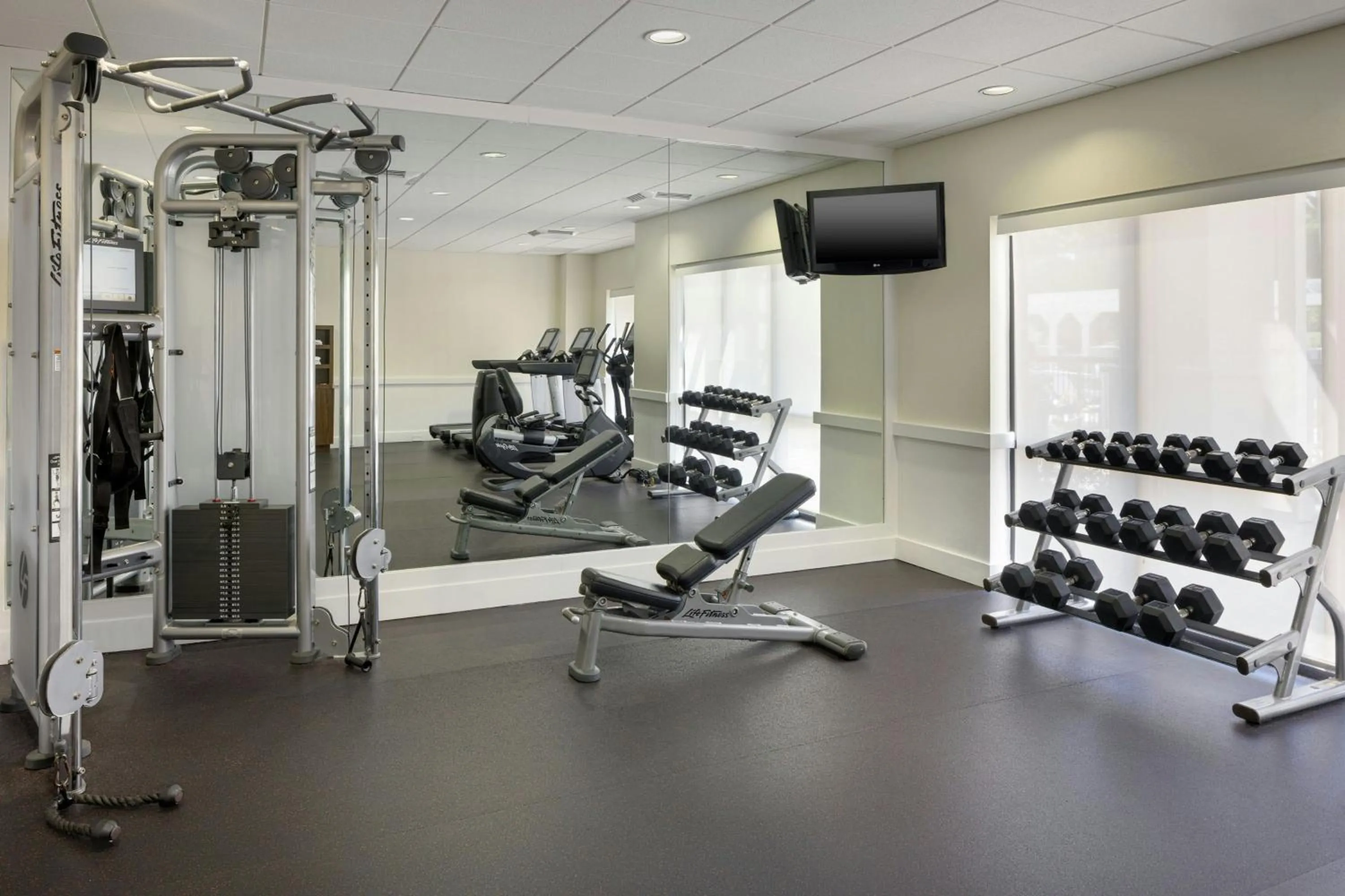 Fitness centre/facilities in Courtyard by Marriott Sandestin at Grand Boulevard