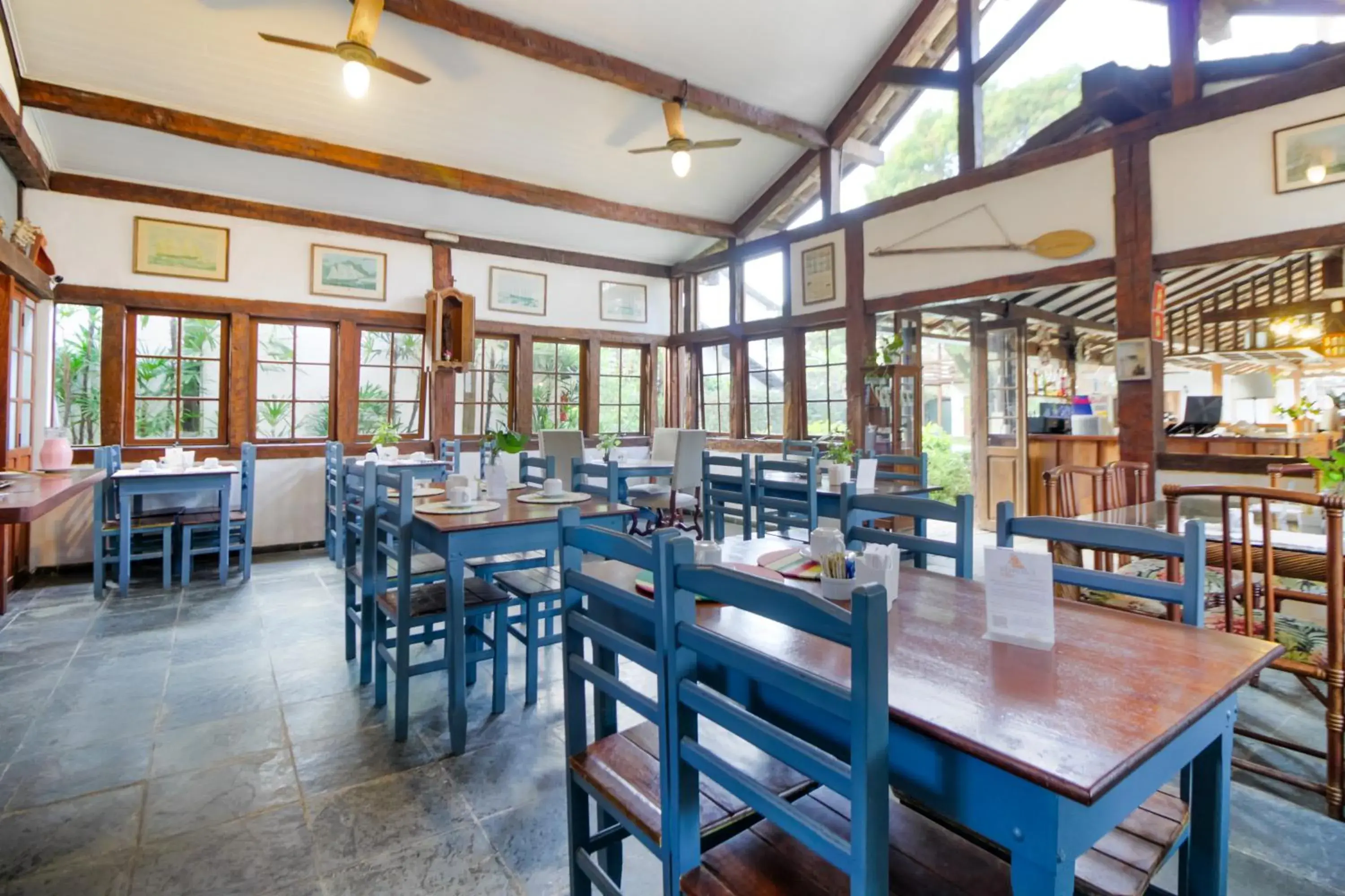 Restaurant/places to eat in VELINN Caravela Pousada Ilhabela Restaurant/places to eat in VELINN Caravela Pousada Ilhabela