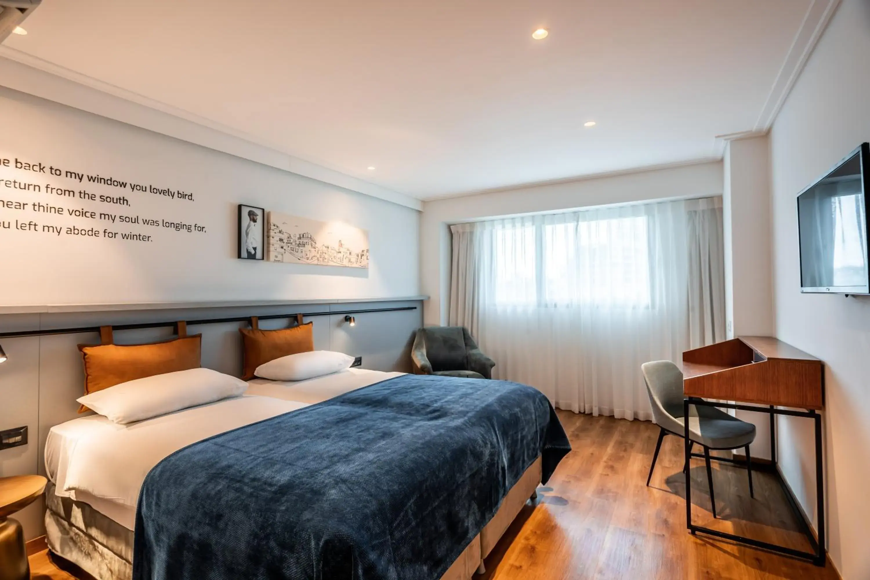 Deluxe Room in Ramada by Wyndham Ramat Gan Deluxe Room in Ramada by Wyndham Ramat Gan