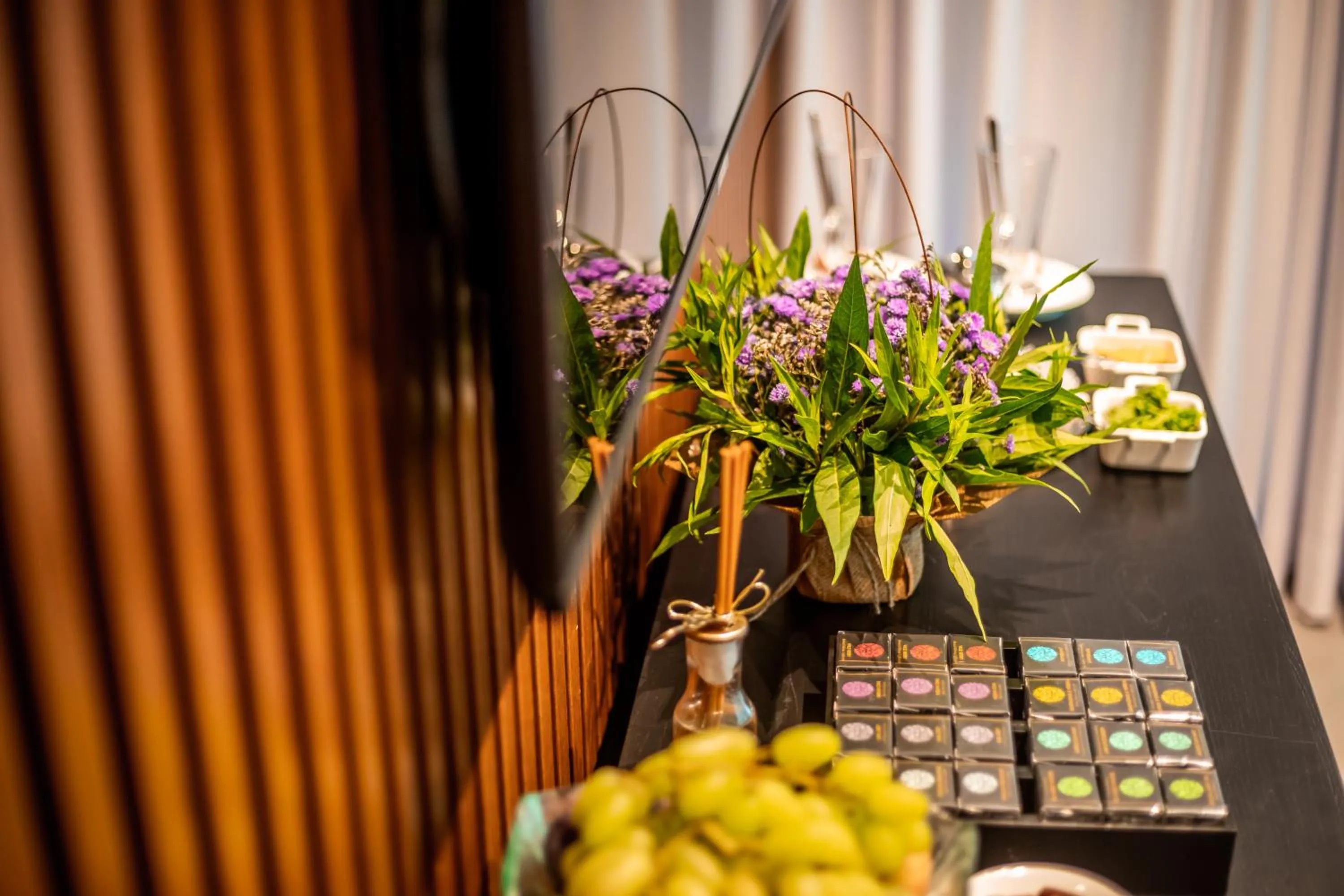 Food and drinks in Roxon Urban Ramat Gan