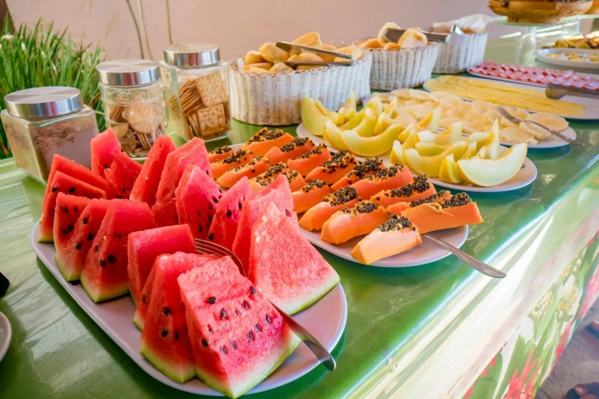 Buffet breakfast in Pousada do Mar