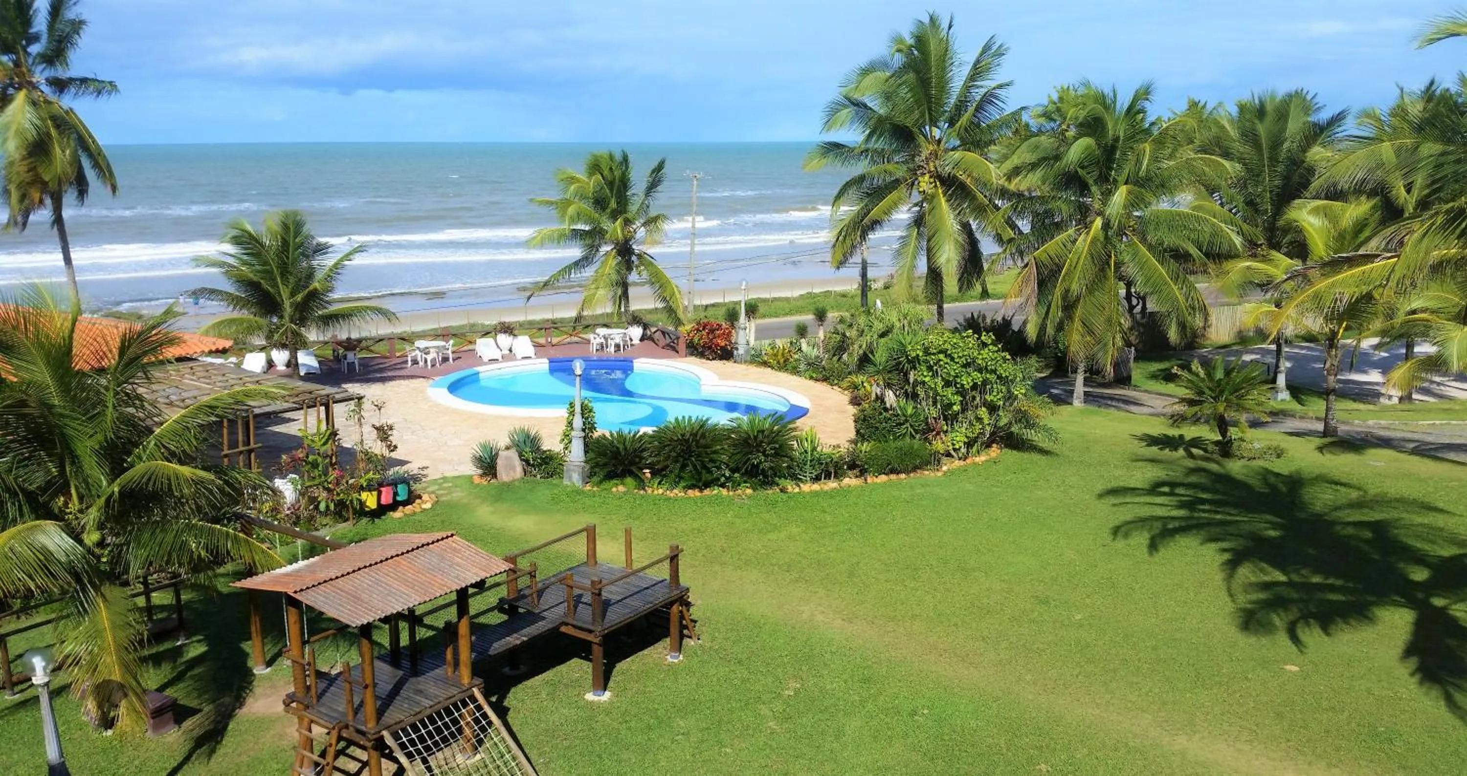 Restaurant/places to eat in Pousada do Mar