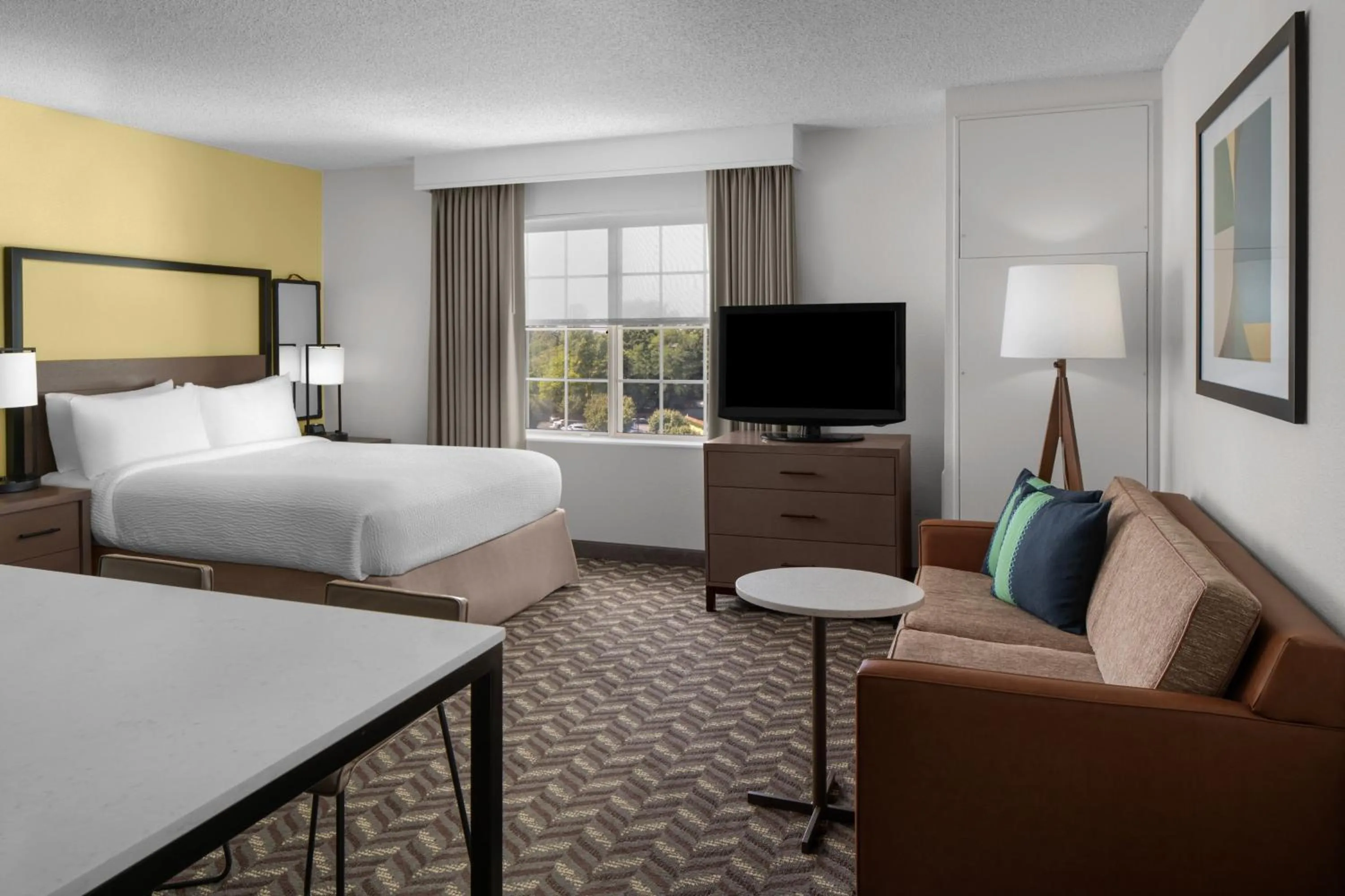 Photo of the whole room, Bed in Residence Inn by Marriott Tysons