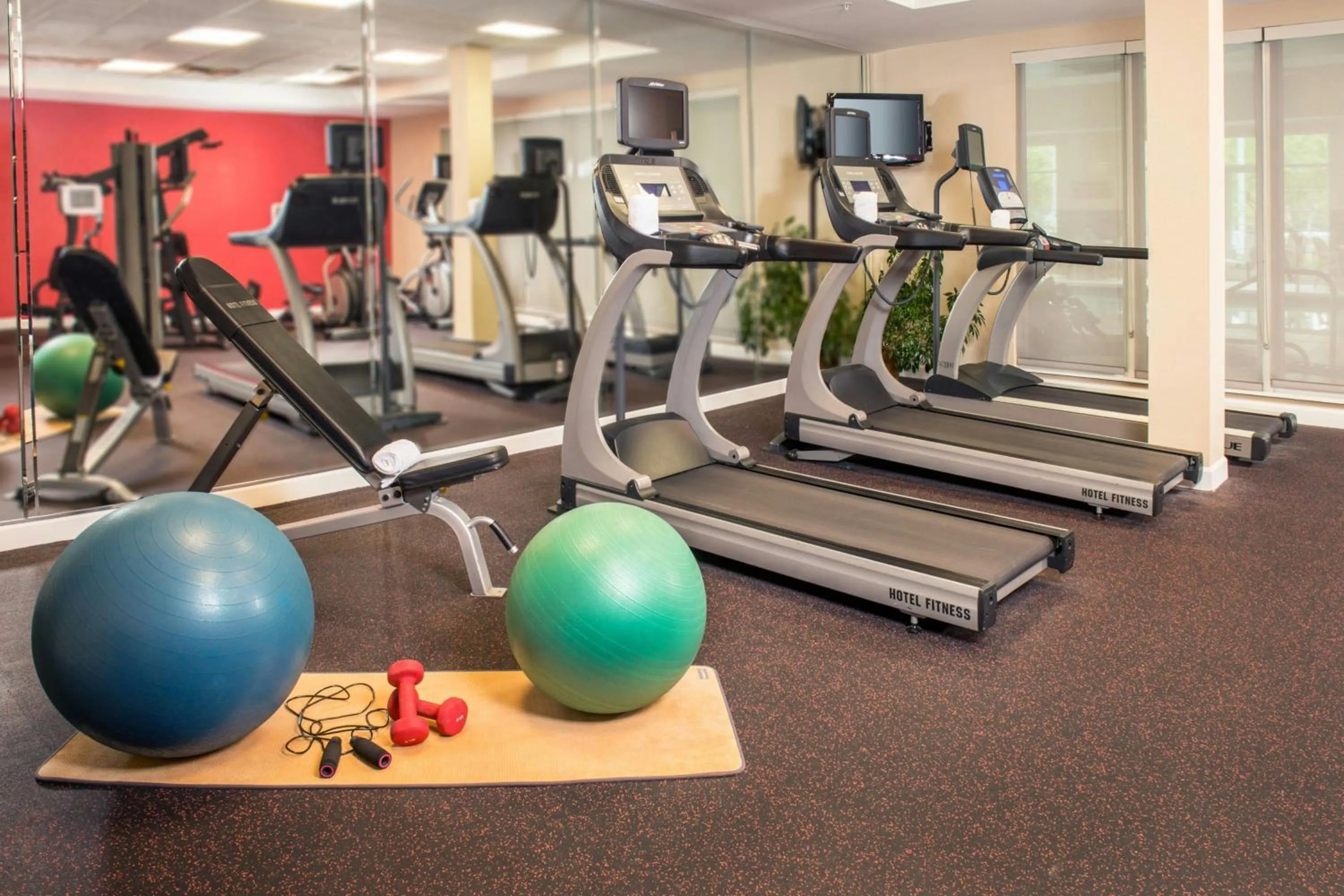 Fitness centre/facilities in TownePlace Suites by Marriott Clinton at Joint Base Andrews