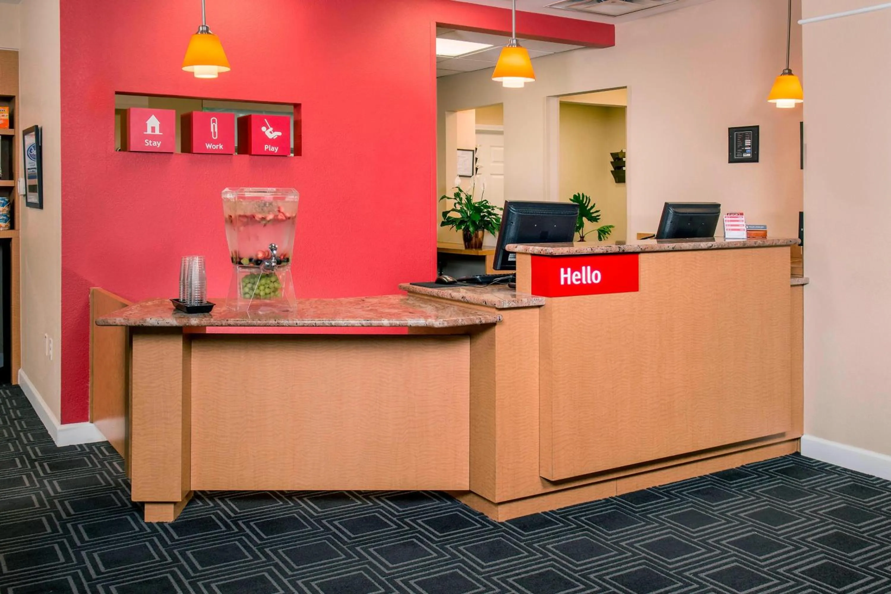 Lobby or reception in TownePlace Suites by Marriott Clinton at Joint Base Andrews