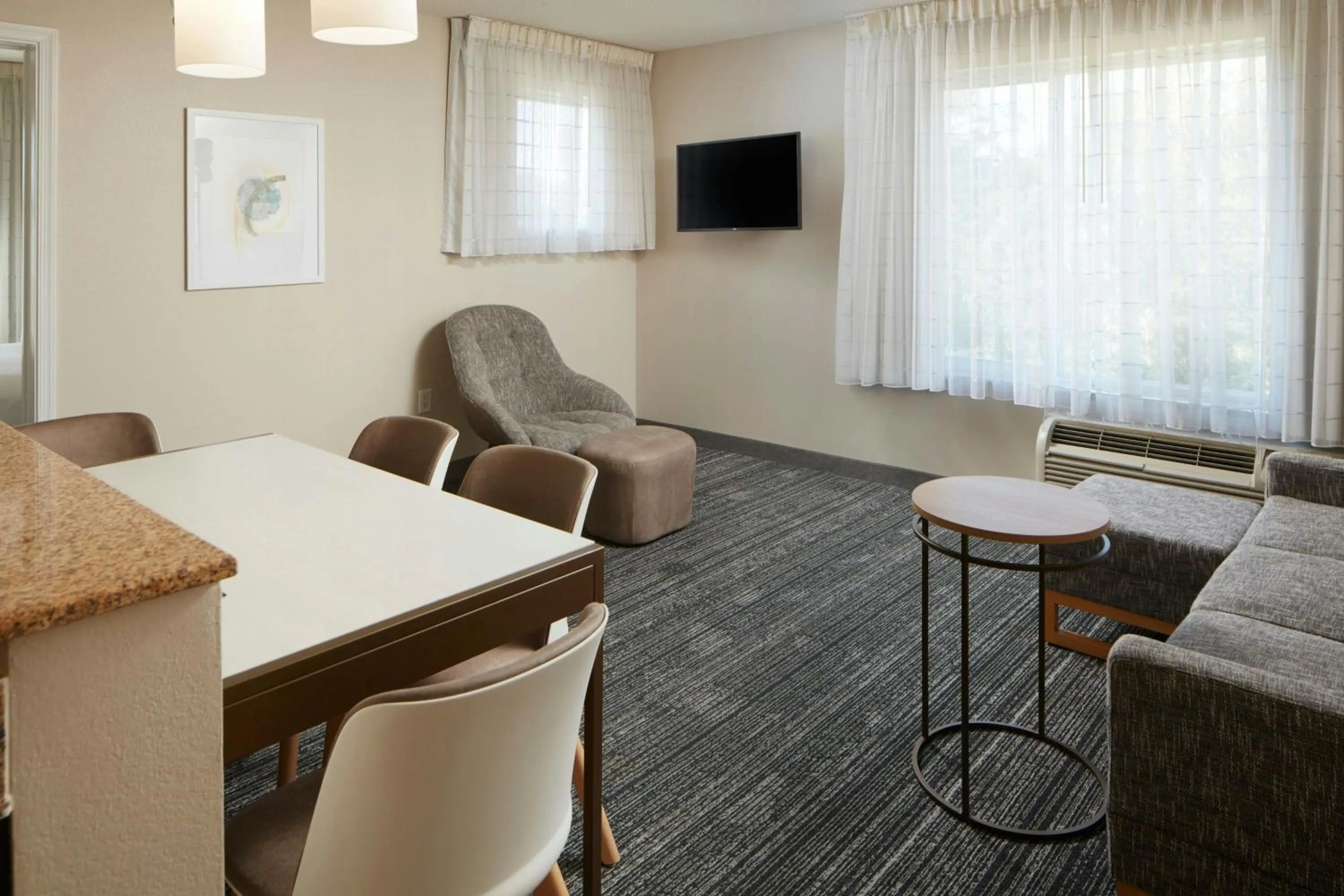 Living room in TownePlace Suites Winchester