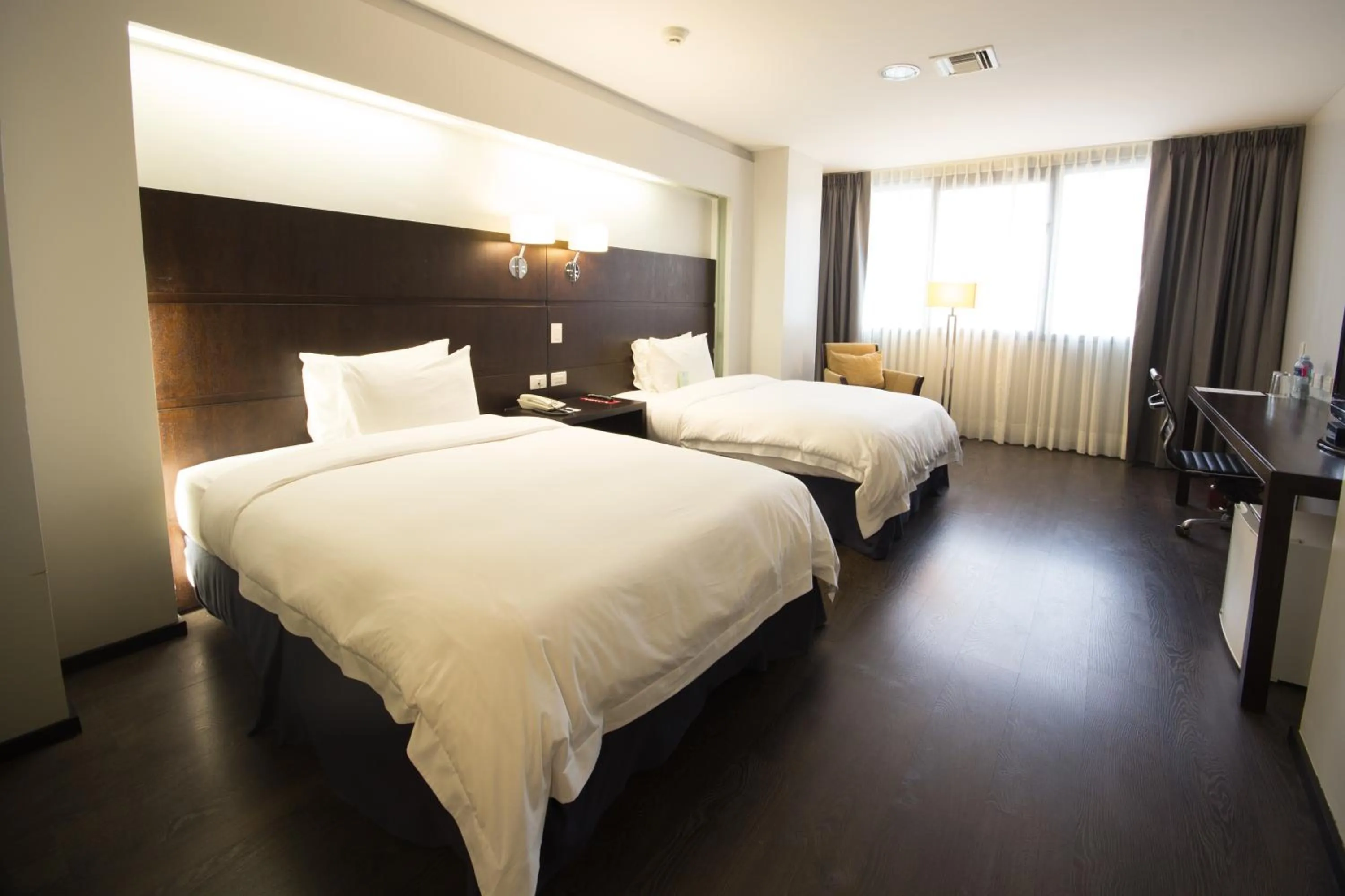 Photo of the whole room, Bed in Unipark by Oro Verde Hotels
