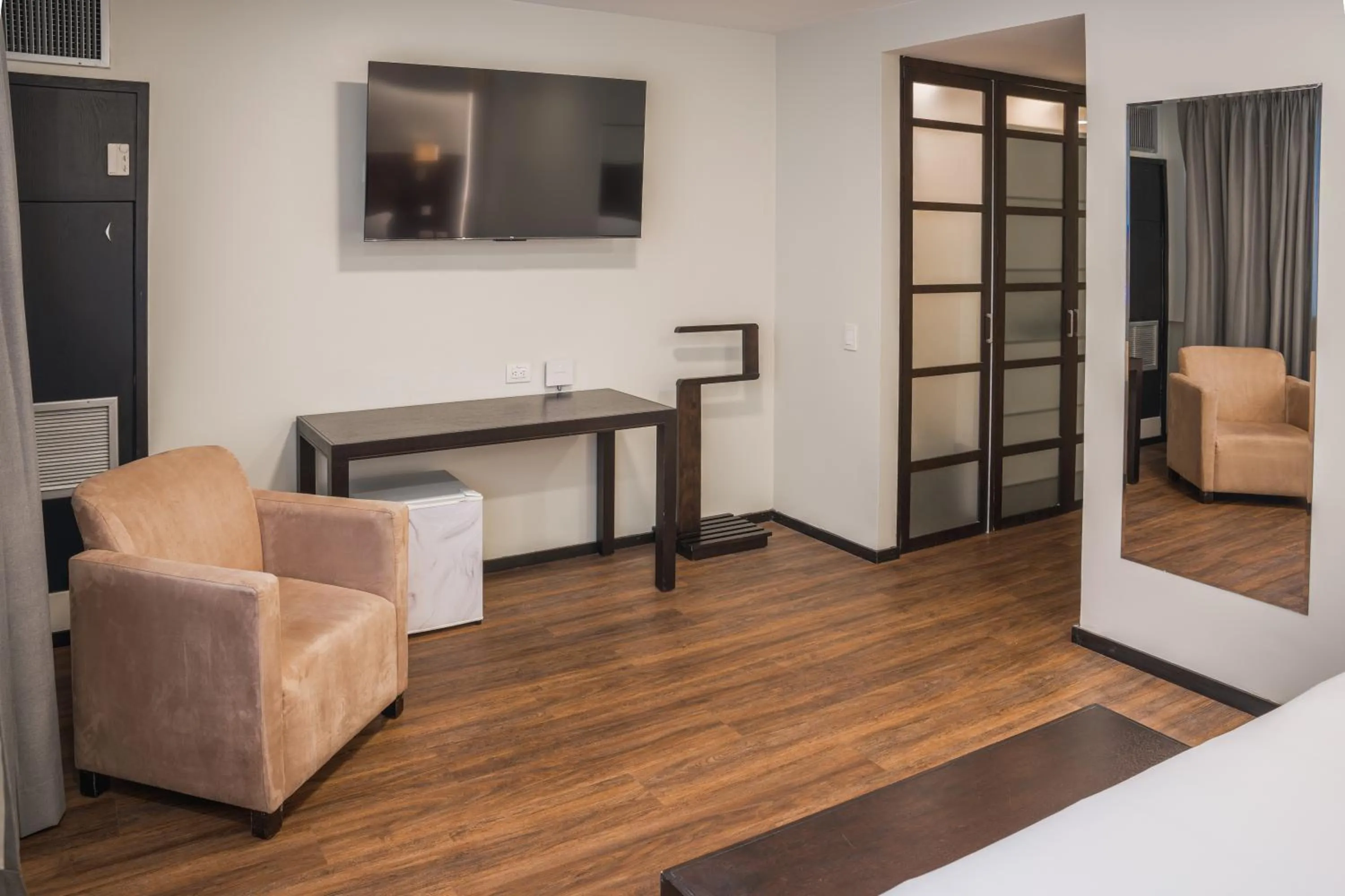 Bedroom, Bed in Unipark by Oro Verde Hotels