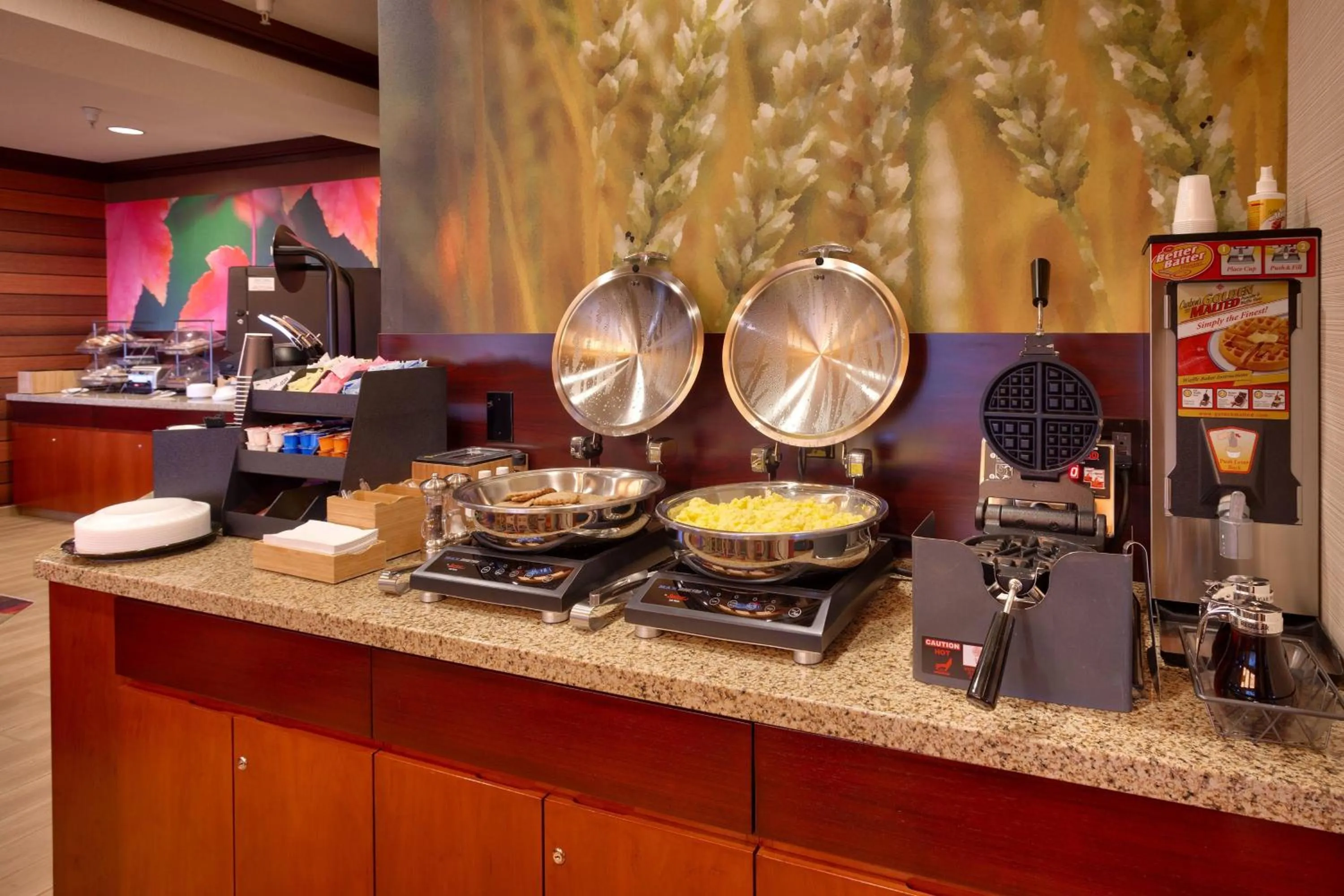 Breakfast in Fairfield Inn & Suites by Marriott Yuma