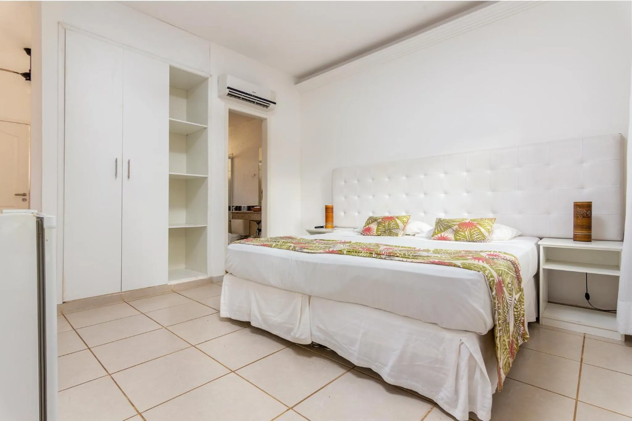 Garden view, Bed in Hotel Miratlantico Búzios