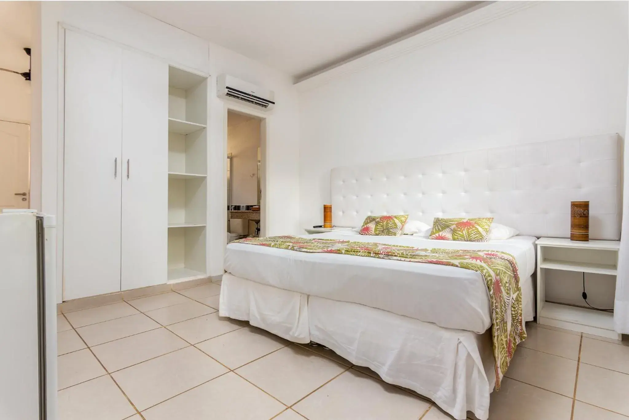 Garden view, Bed in Hotel Miratlantico Búzios Garden view, Bed in Hotel Miratlantico Búzios