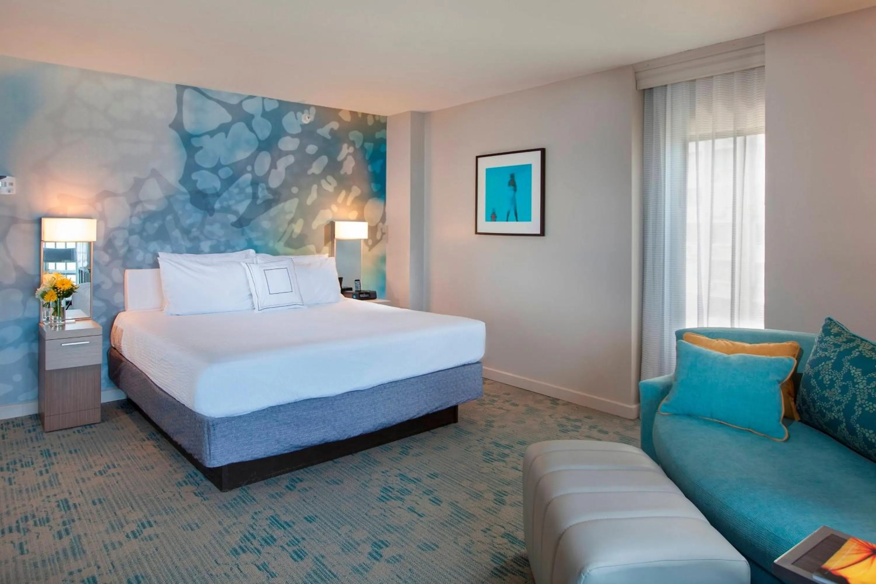 Photo of the whole room, Bed in Courtyard by Marriott Isla Verde Beach Resort