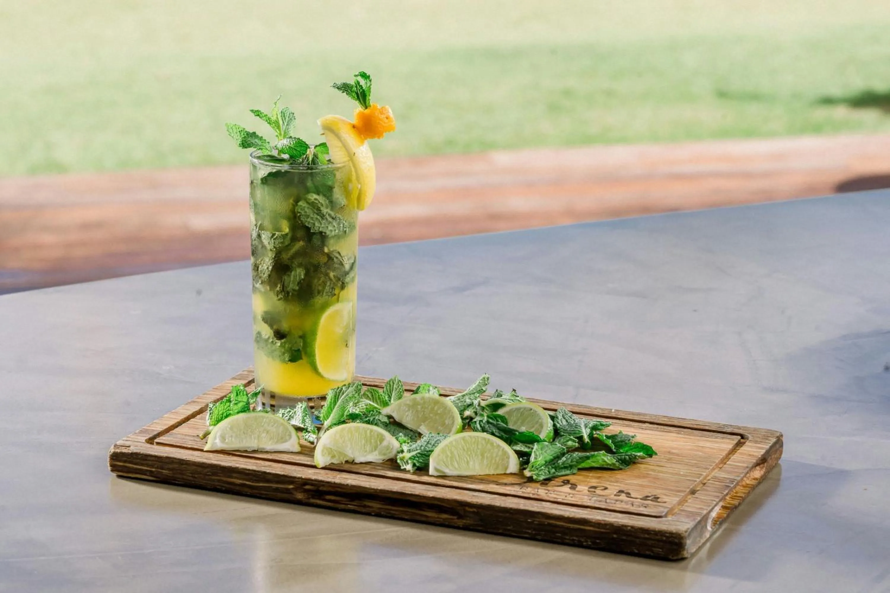 Restaurant/places to eat in Courtyard by Marriott Isla Verde Beach Resort