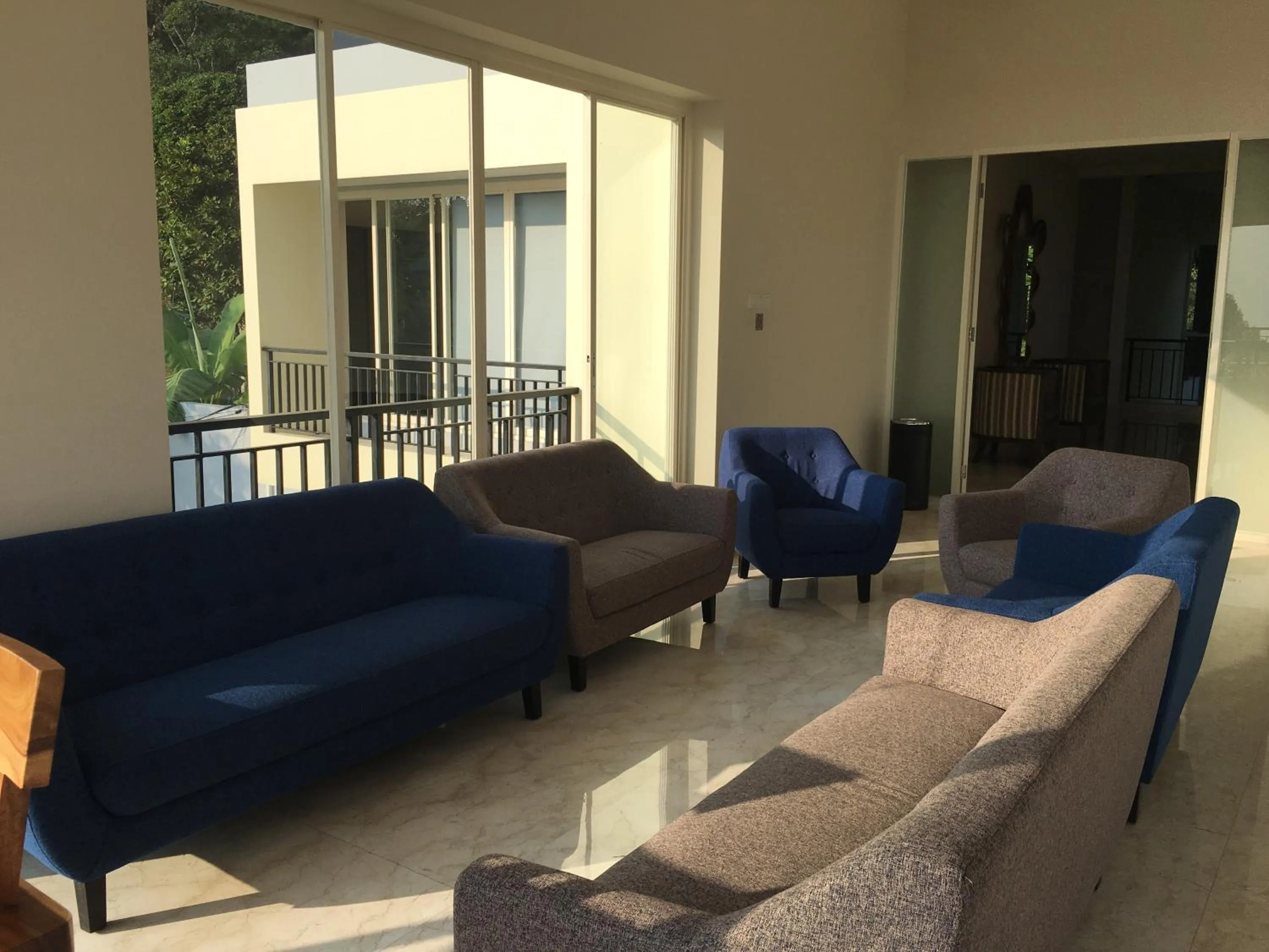 Seating area in Arainn Bed & Breakfast Tretes Prigen by ecommerceloka