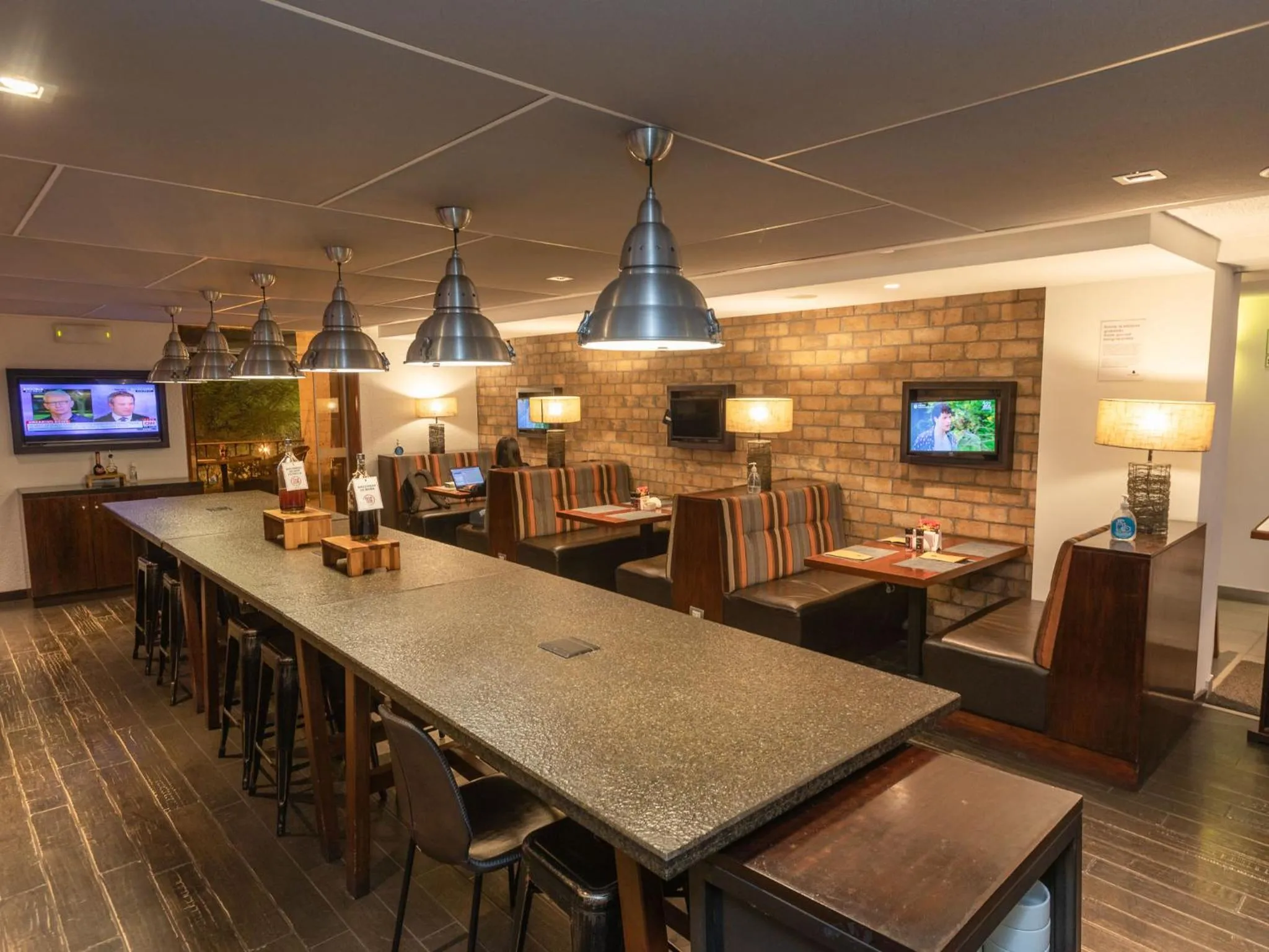 Restaurant/places to eat in Casa Andina Select Arequipa Plaza