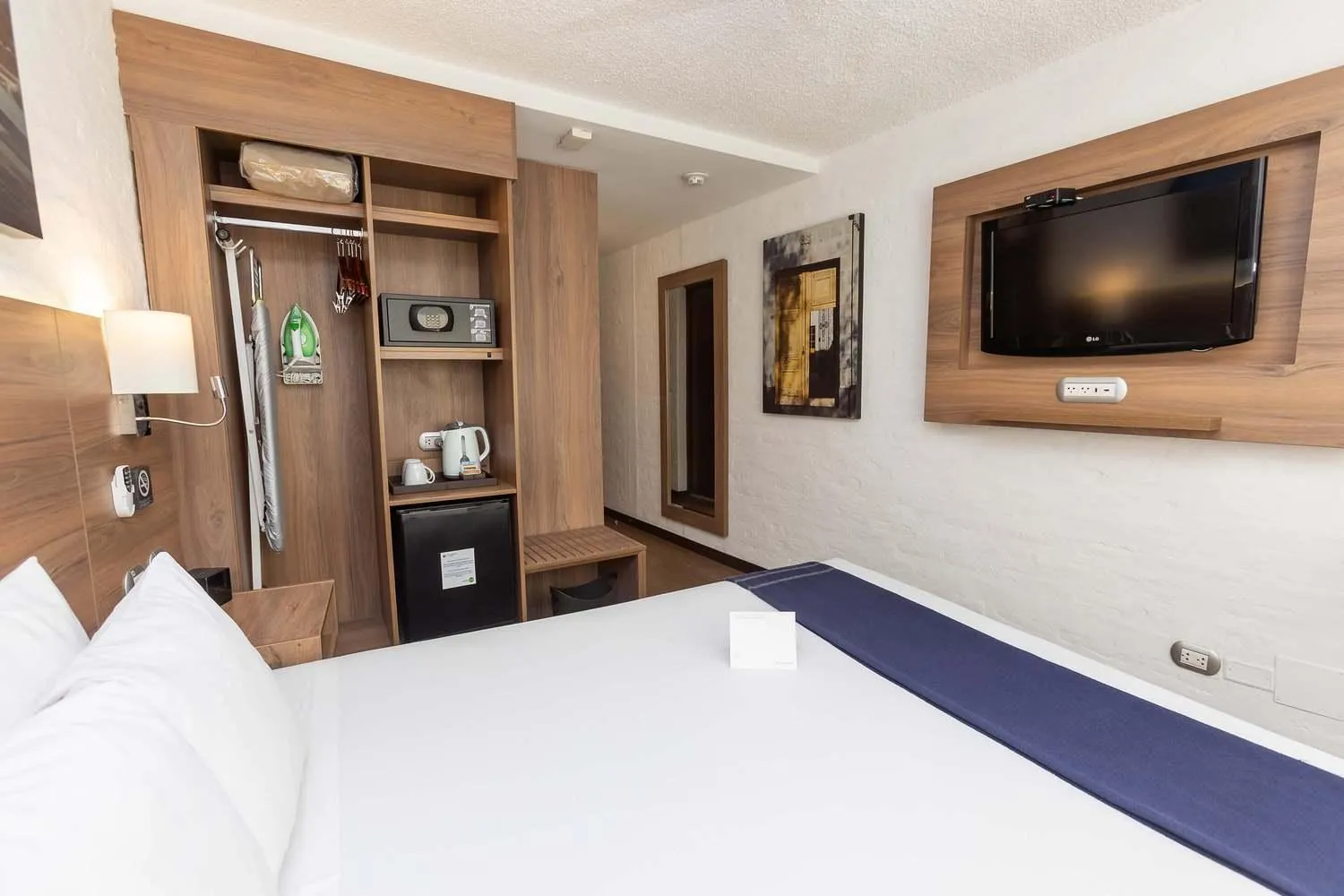 TV and multimedia, Bed in Casa Andina Select Arequipa Plaza
