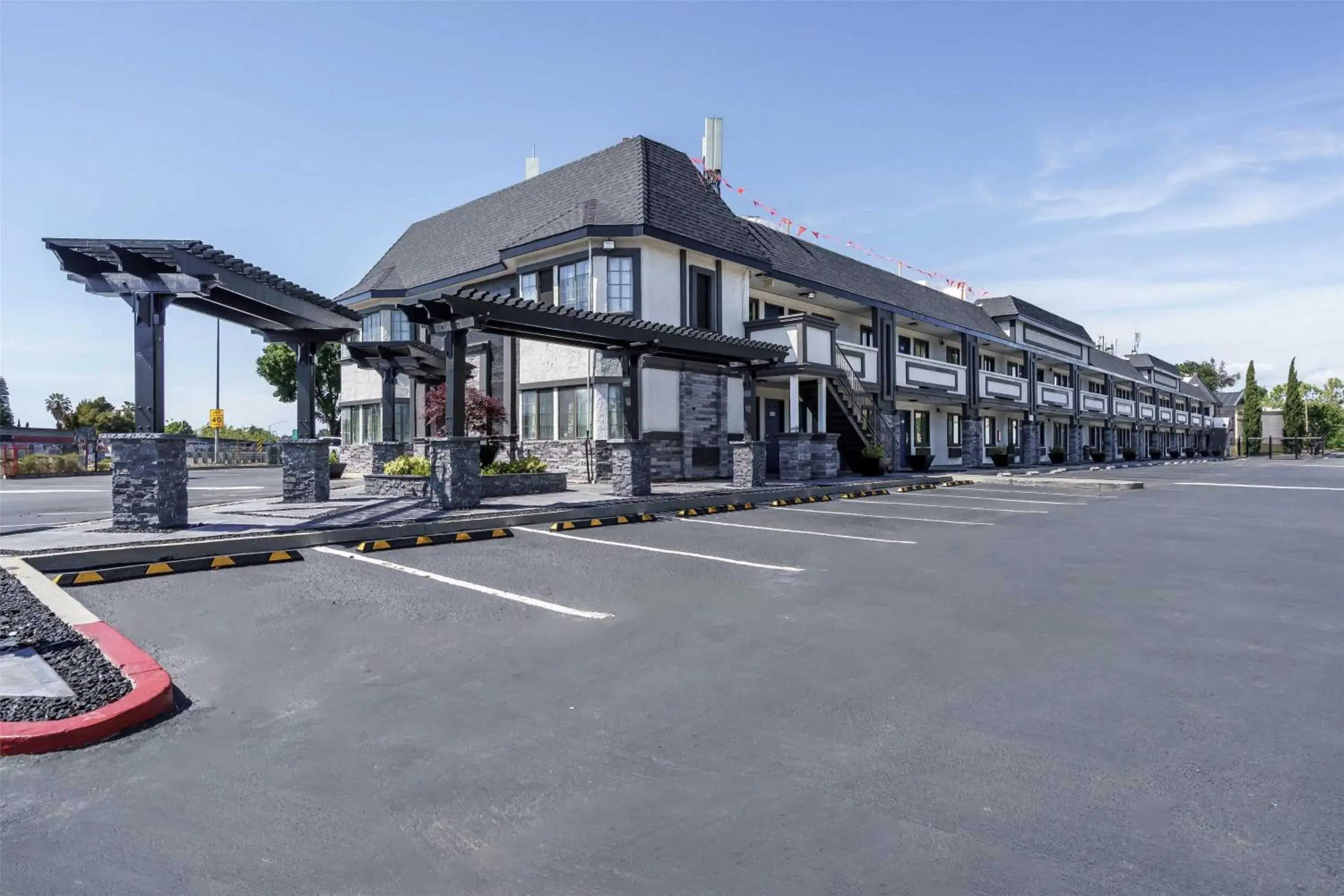 Property building in Motel 6-Fremont, CA - North Property building in Motel 6-Fremont, CA - North