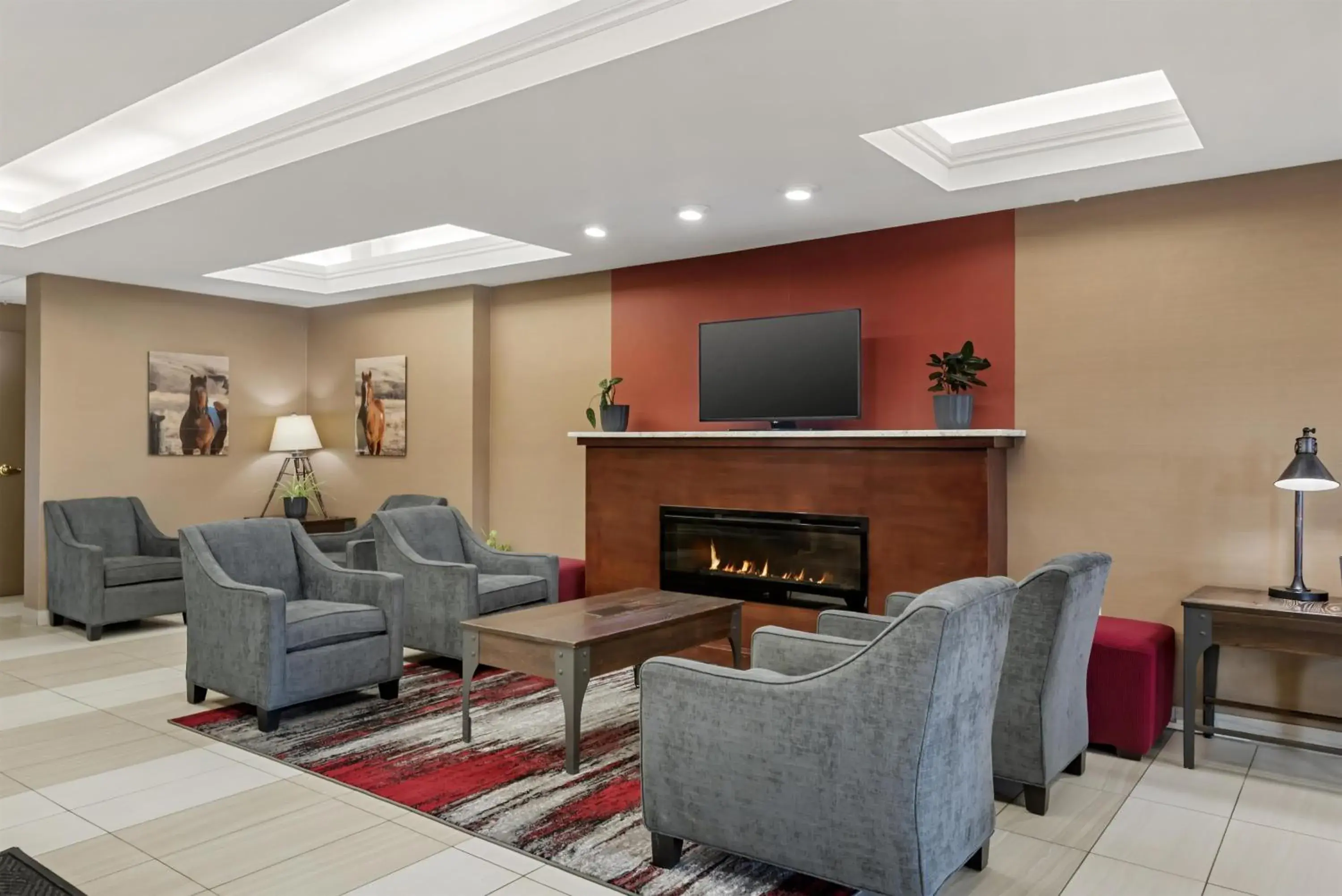 Lobby or reception in Best Western Plus Red Deer Inn & Suite Lobby or reception in Best Western Plus Red Deer Inn & Suite