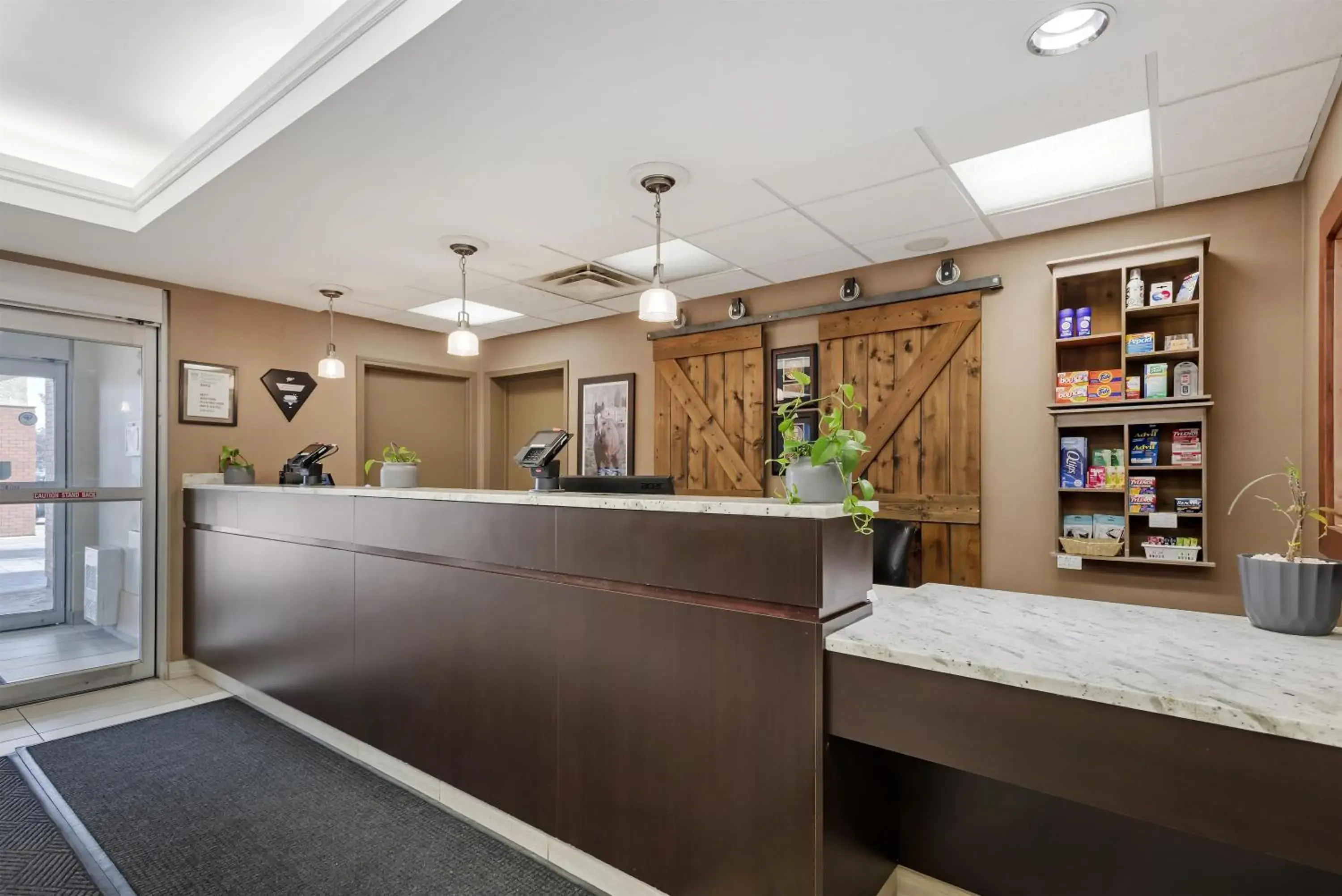 Lobby or reception in Best Western Plus Red Deer Inn & Suite Lobby or reception in Best Western Plus Red Deer Inn & Suite