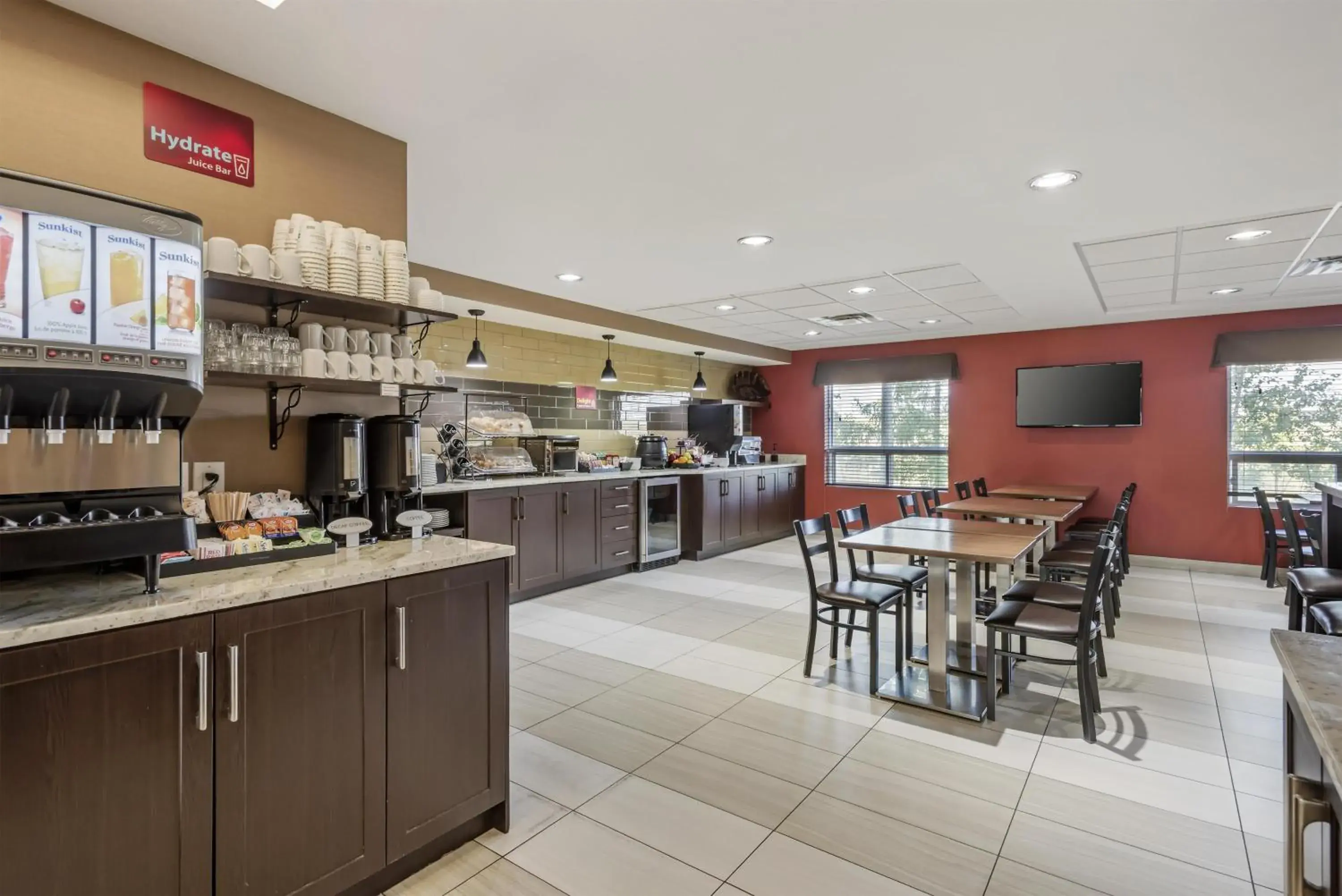 Breakfast in Best Western Plus Red Deer Inn & Suite Breakfast in Best Western Plus Red Deer Inn & Suite