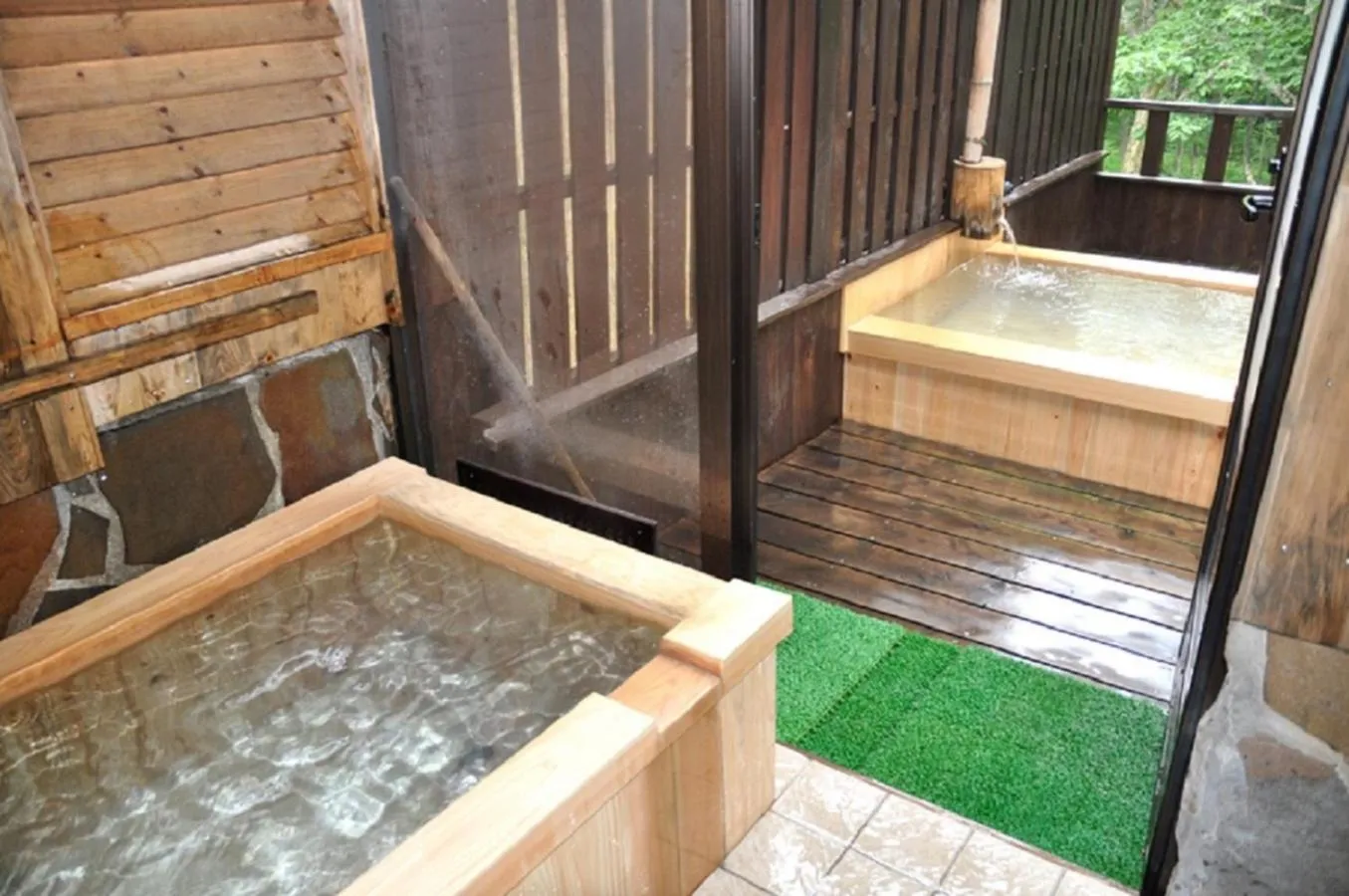 Shinyu Onsen Kurikomaso