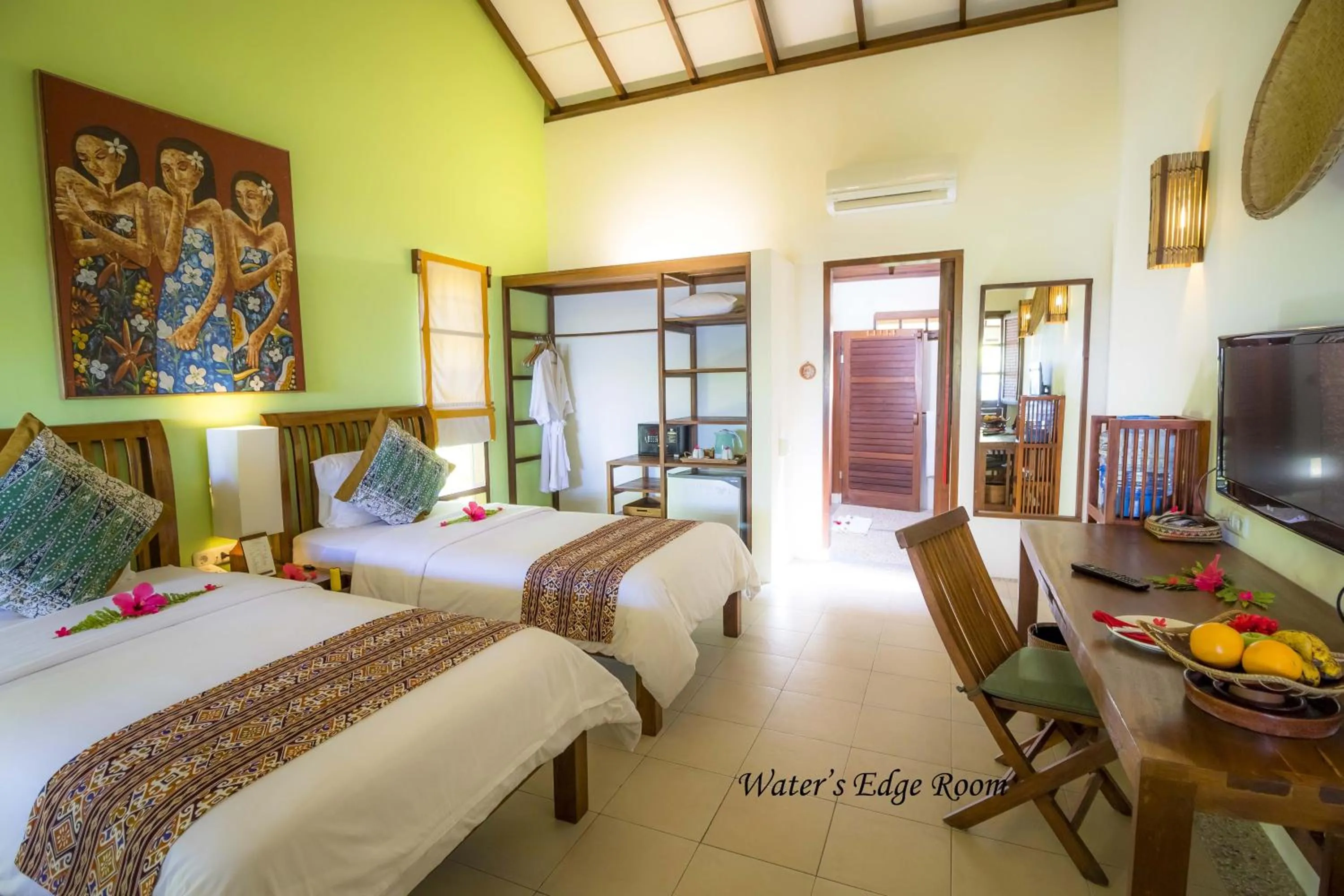 Bedroom, Bed in Cocotinos Manado