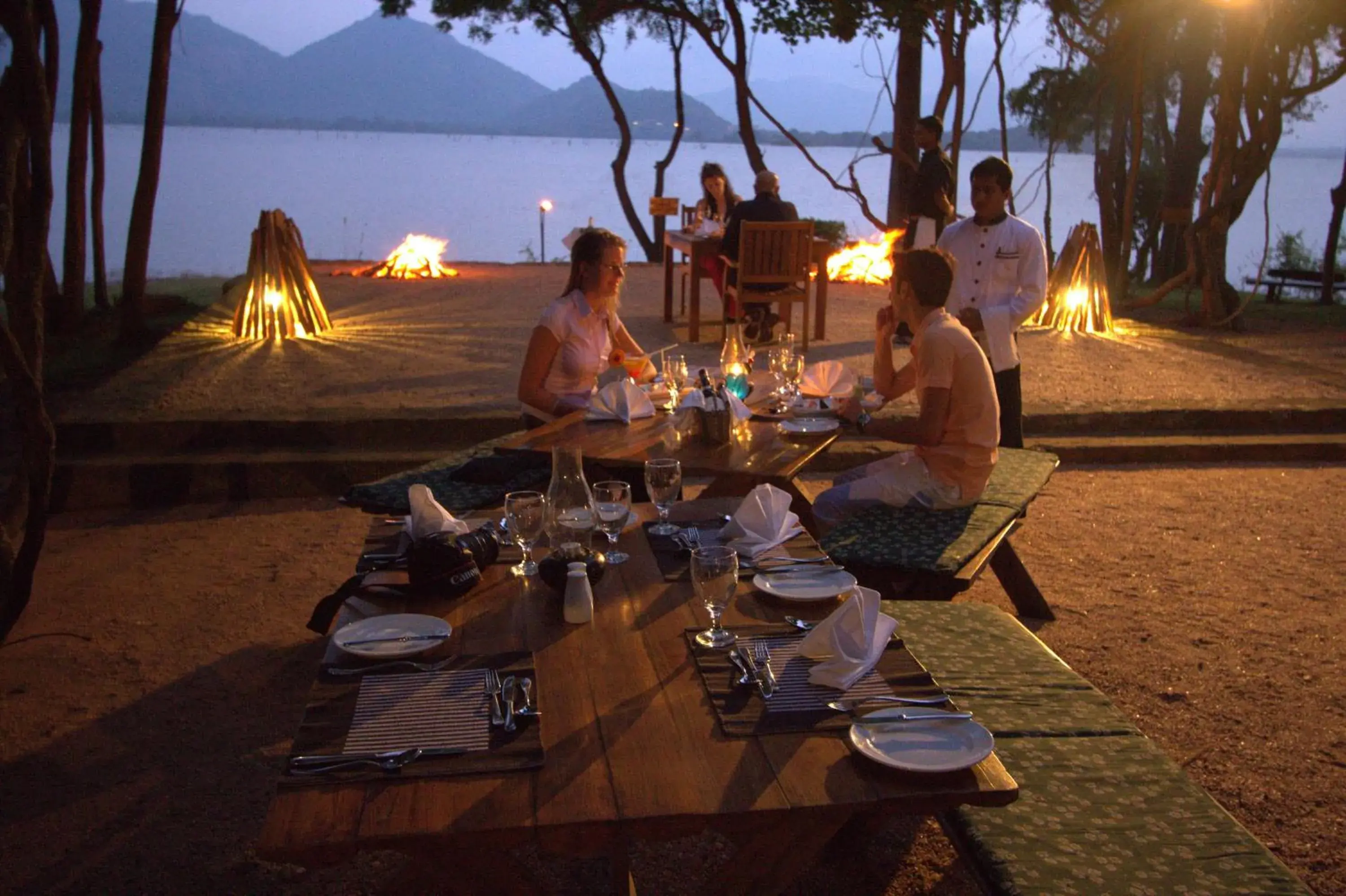 Restaurant/places to eat in Amaya Lake Dambulla Restaurant/places to eat in Amaya Lake Dambulla