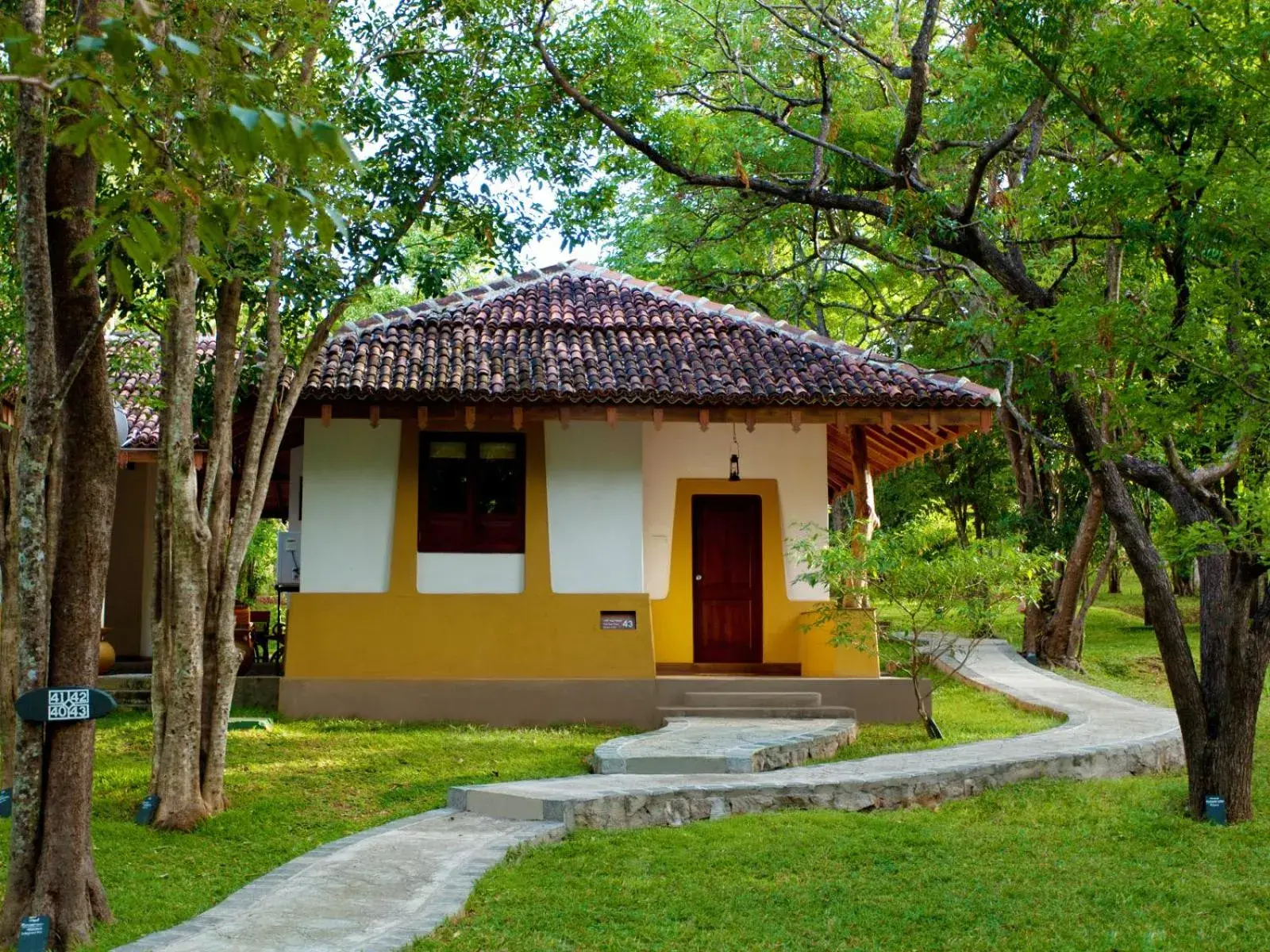 Garden view in Amaya Lake Dambulla Garden view in Amaya Lake Dambulla