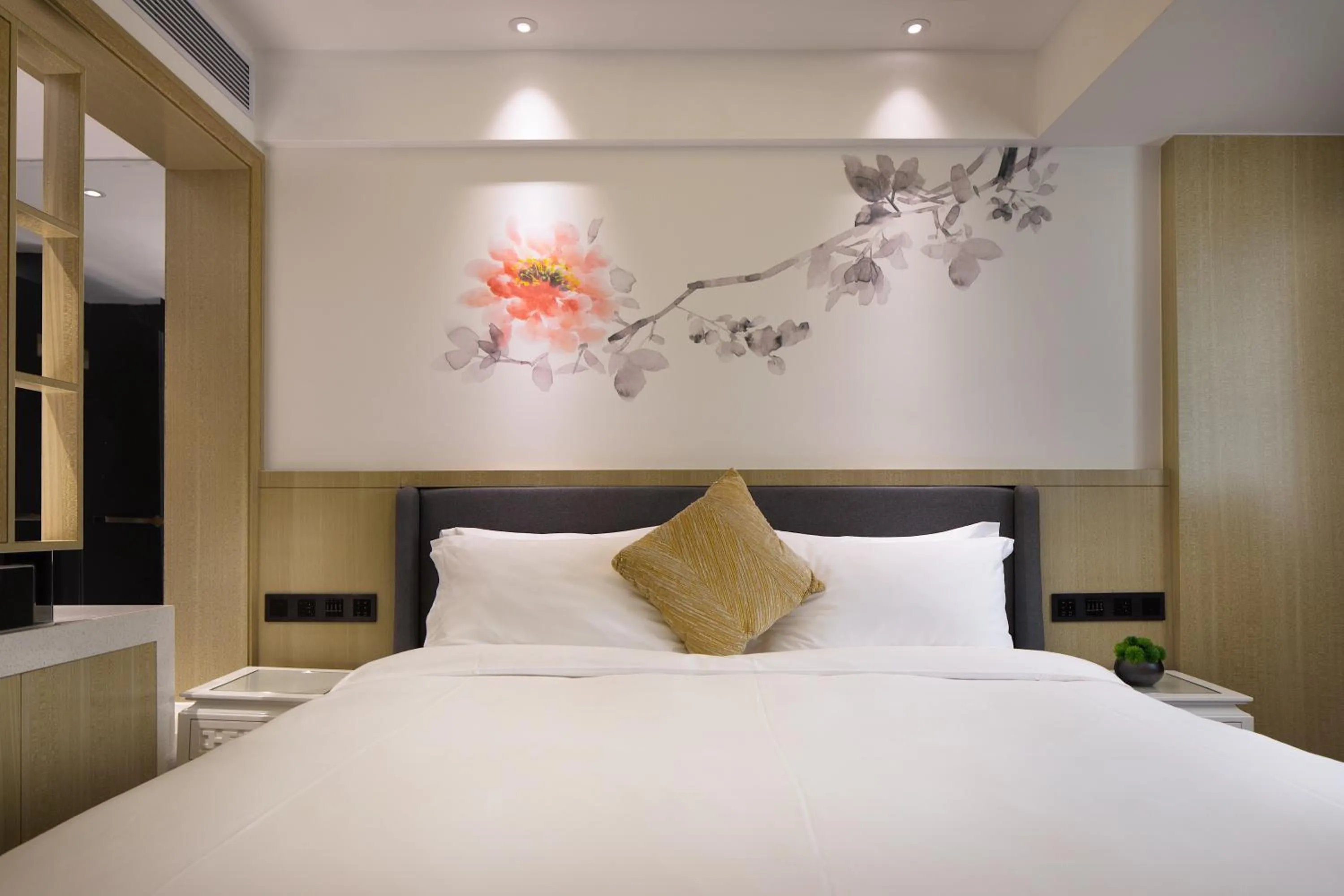 Bed in Paco Hotel Guangzhou Jiangtai Road Metro Branch