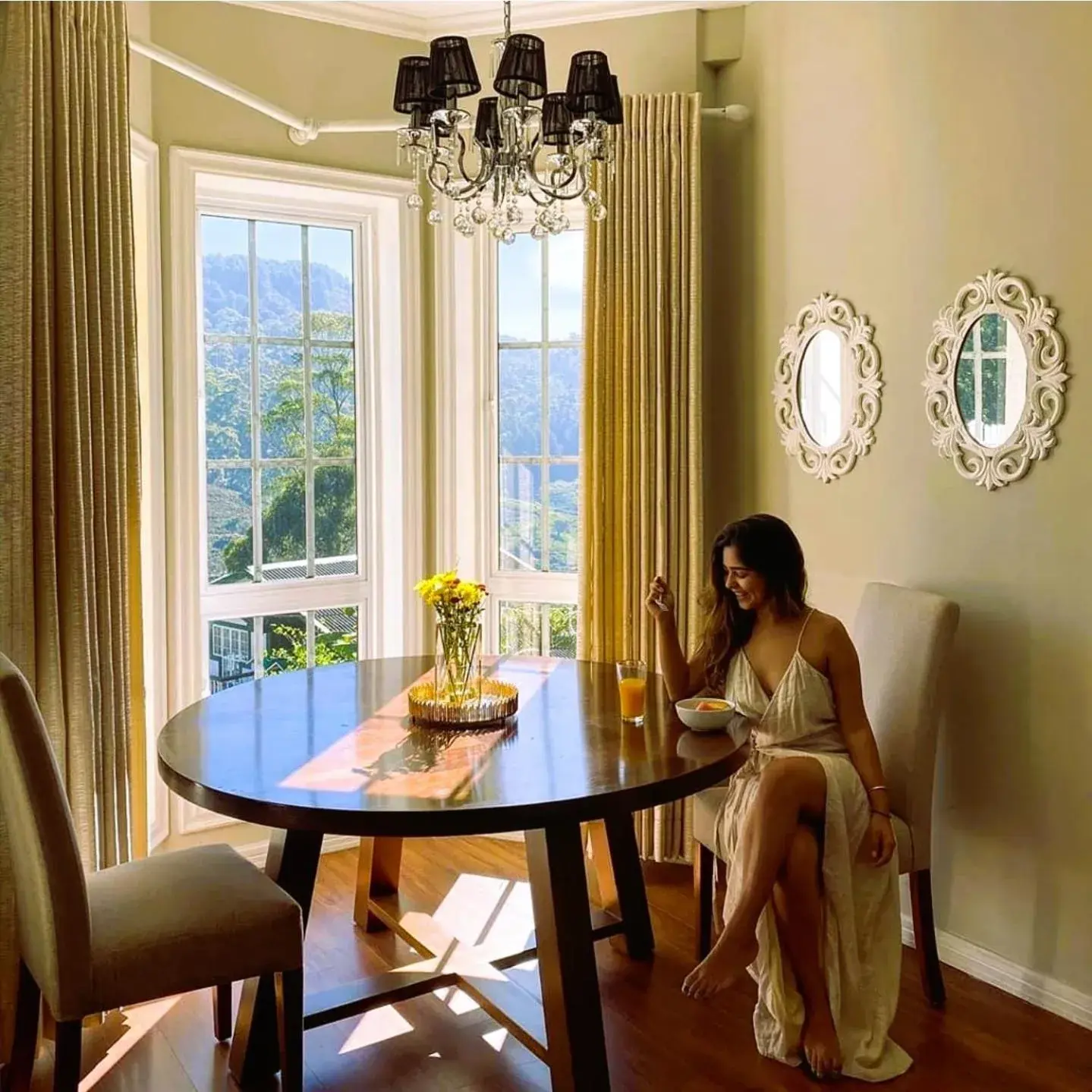 Dinner in Luxe Wilderness - Private Villas, Free Breakfast, 2km from City Centre Dinner in Luxe Wilderness - Private Villas, Free Breakfast, 2km from City Centre