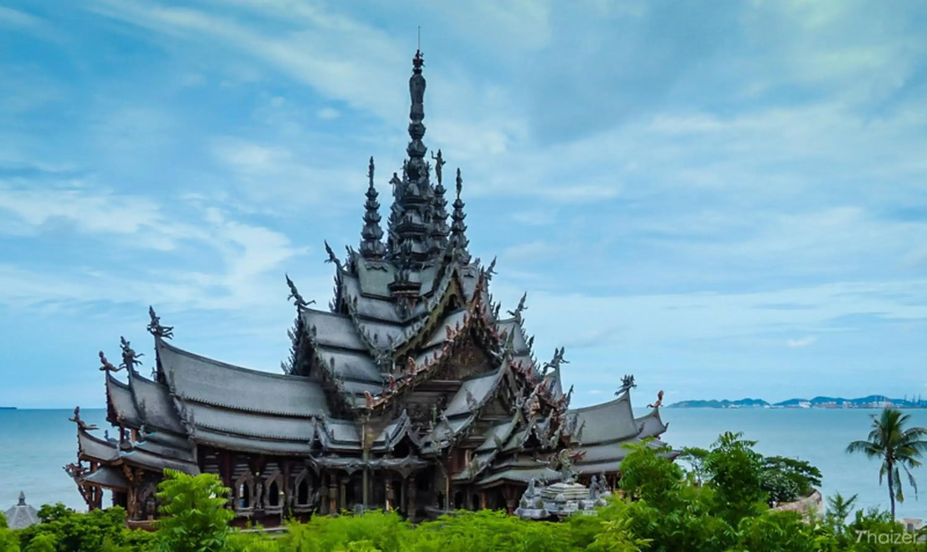 Nearby landmark in Hotel Romeo Palace Pattaya