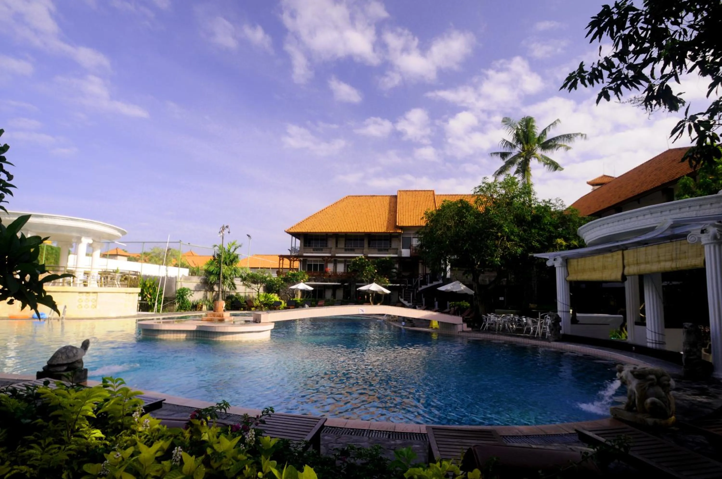 Swimming pool in Melasti Beach Resort & Spa Legian