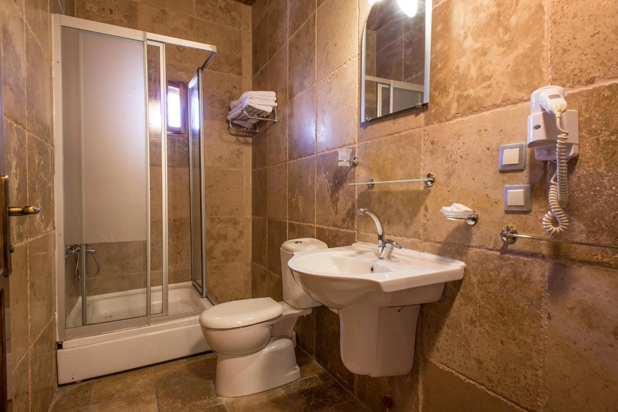 Shower in Kirkit Hotel