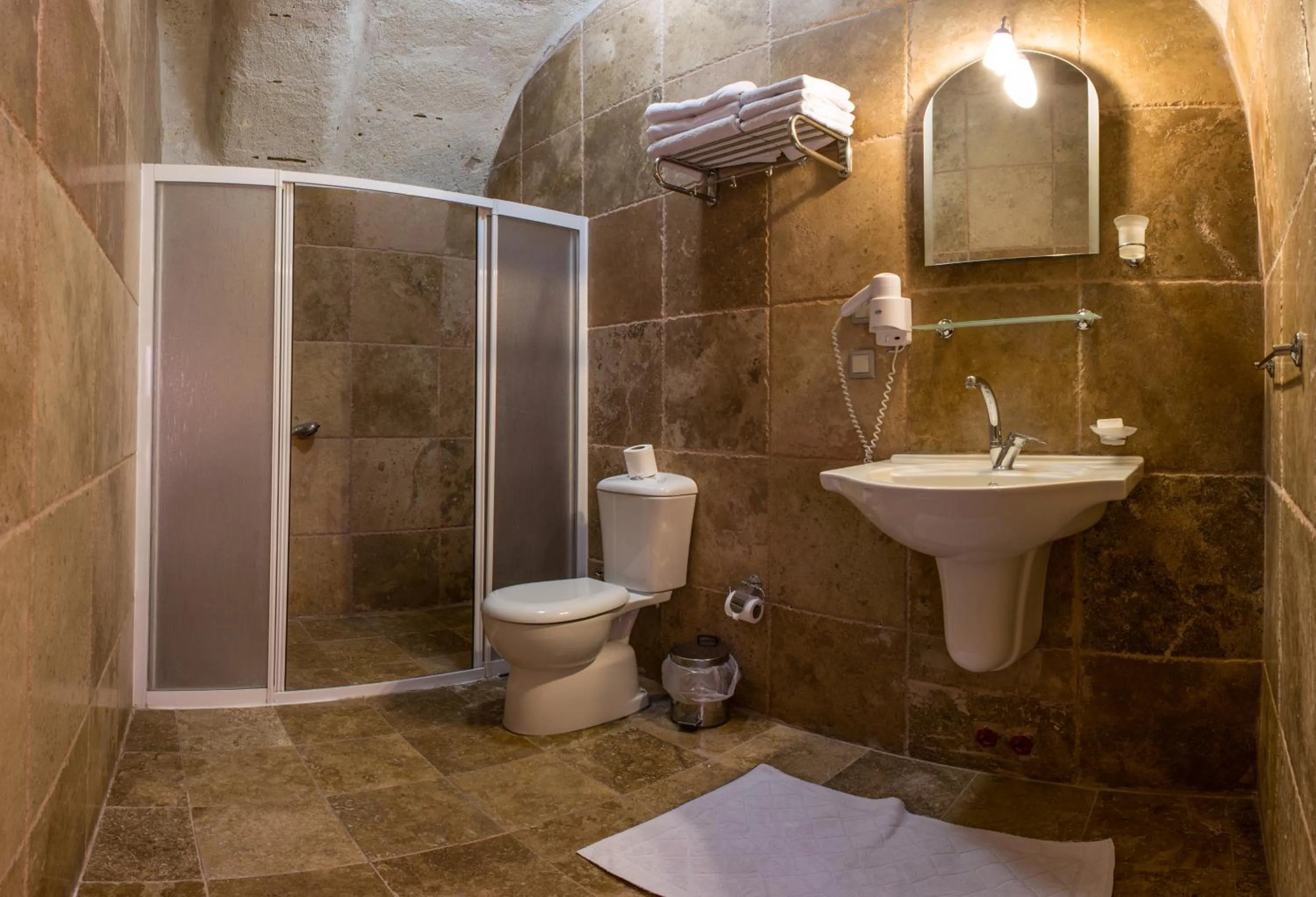 Shower in Kirkit Hotel