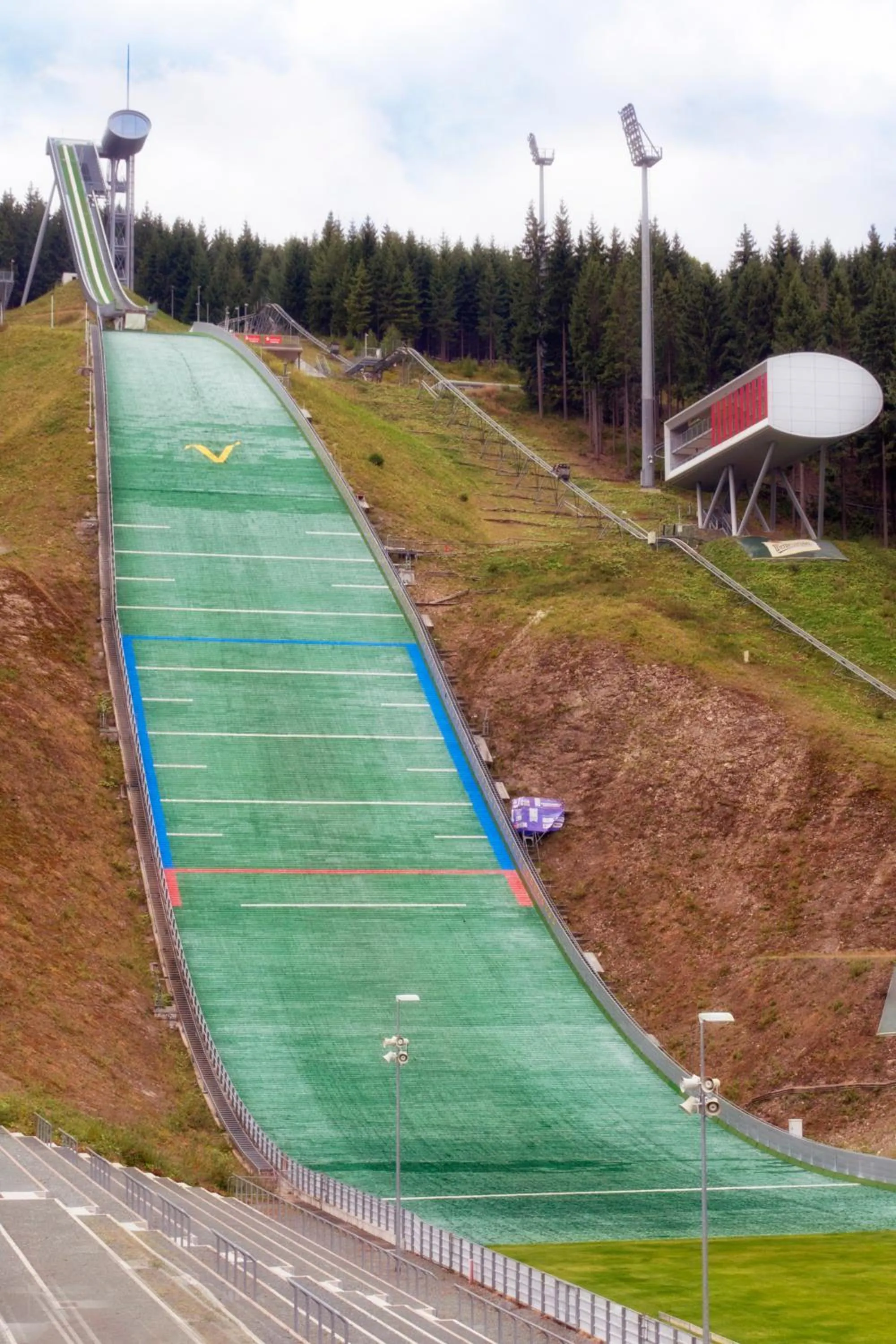 Skiing in Frühstücks Pension Zum Postillion