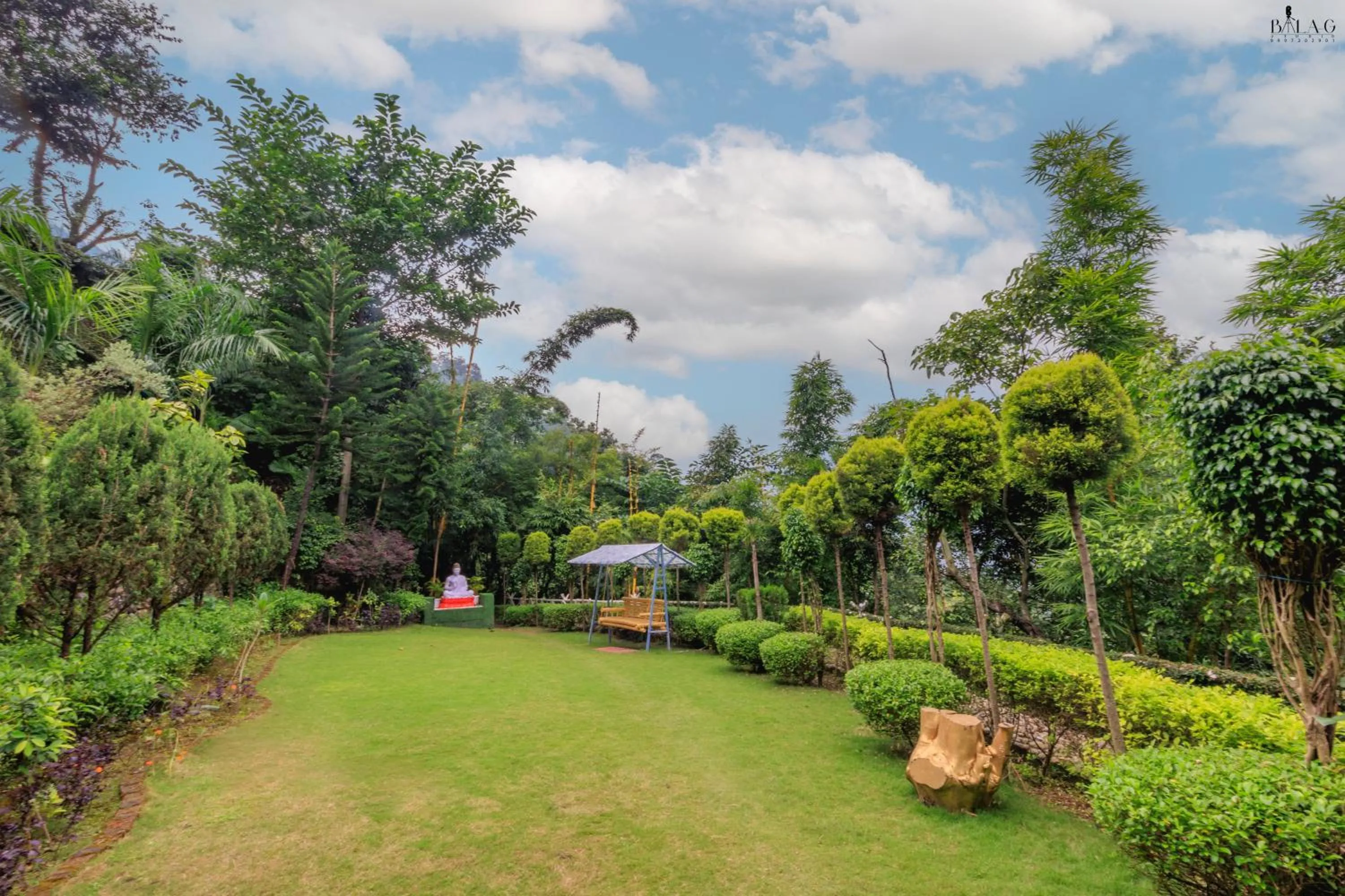 Garden in Veda5 Ayurveda & Yoga Retreat