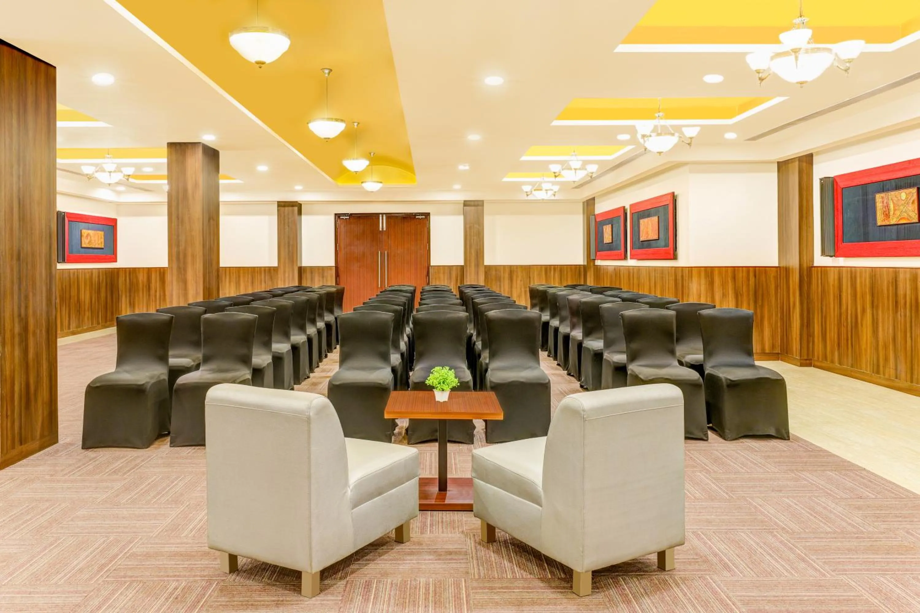 Banquet/Function facilities in Lemon Tree Hotel, Port Blair Near to Airport