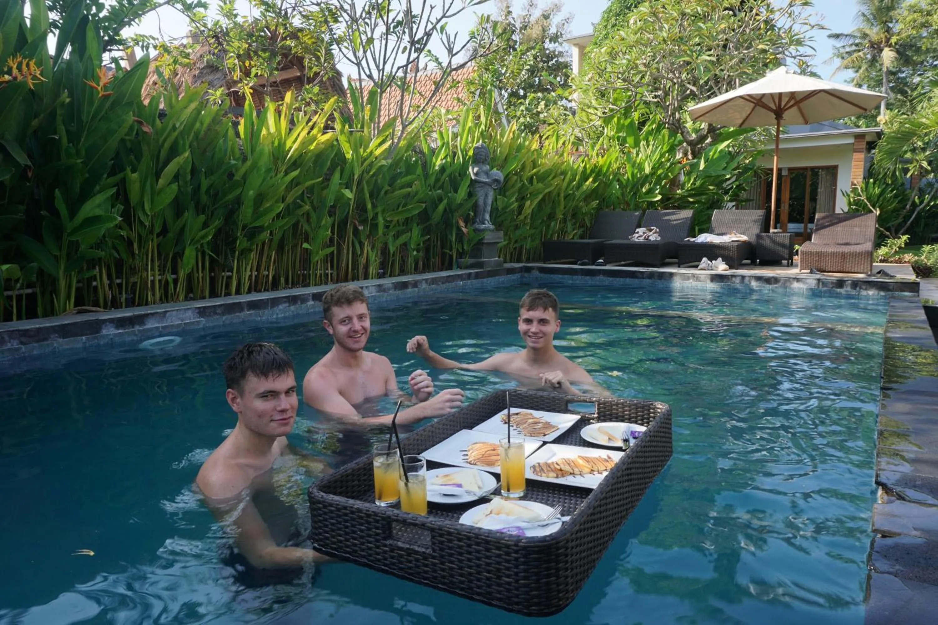Pool view in Singabu Bungalows