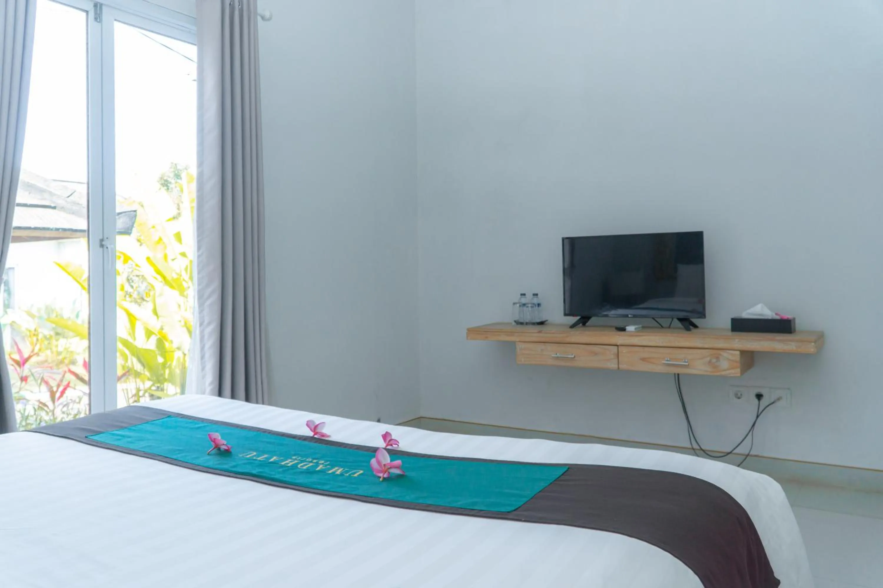 TV and multimedia, Bed in Umadhatu Resort by Amerta
