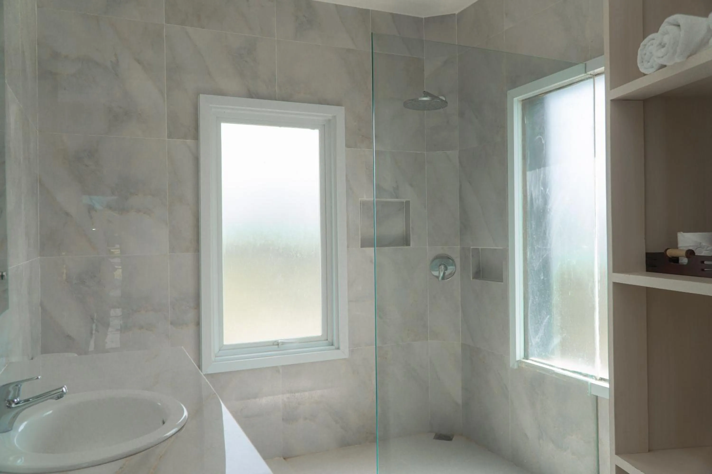 Shower in Umadhatu Resort by Amerta