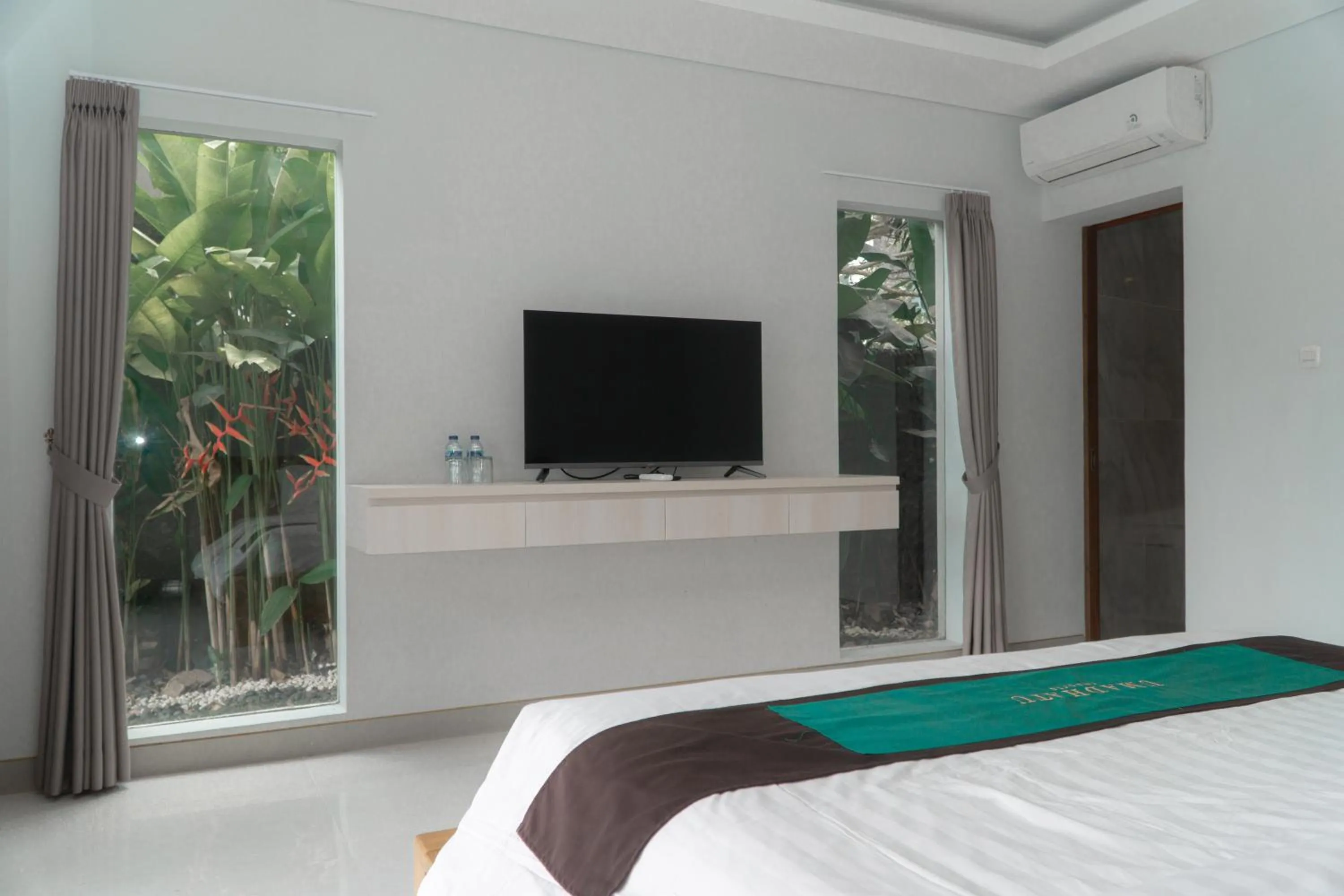 Bed in Umadhatu Resort by Amerta