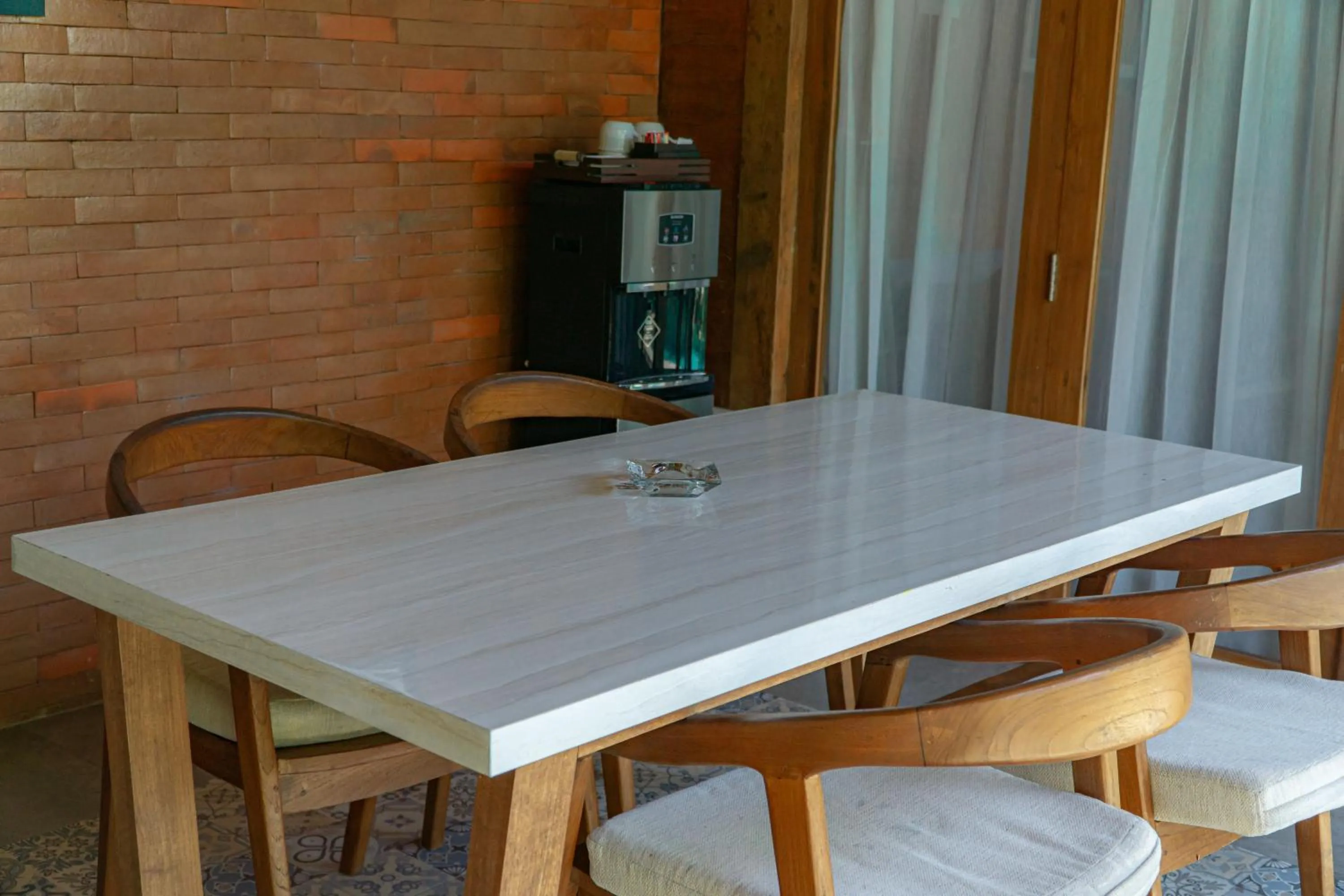 Kitchen or kitchenette in Umadhatu Resort by Amerta