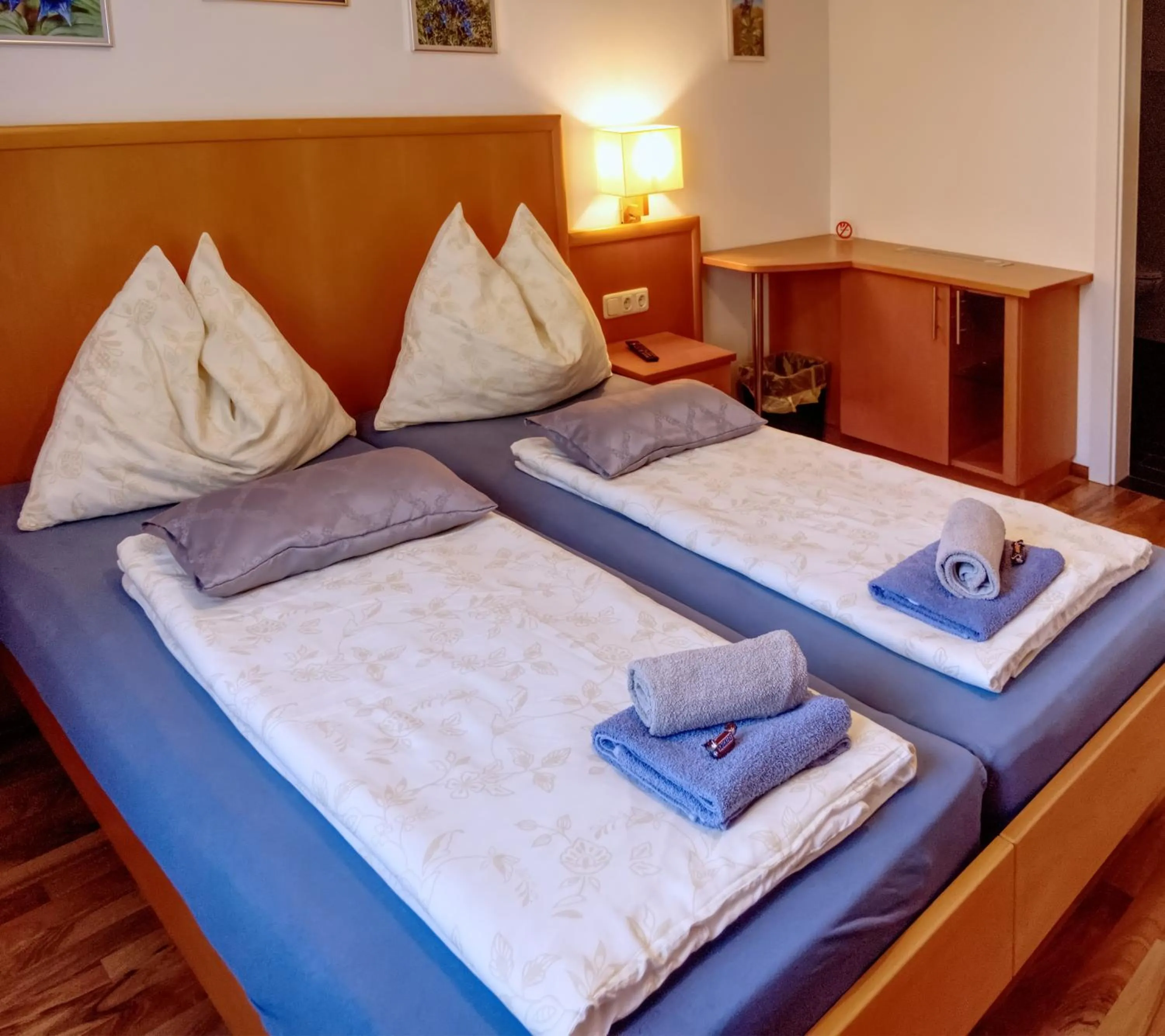 Bedroom, Bed in Gasthof zum Postwirt