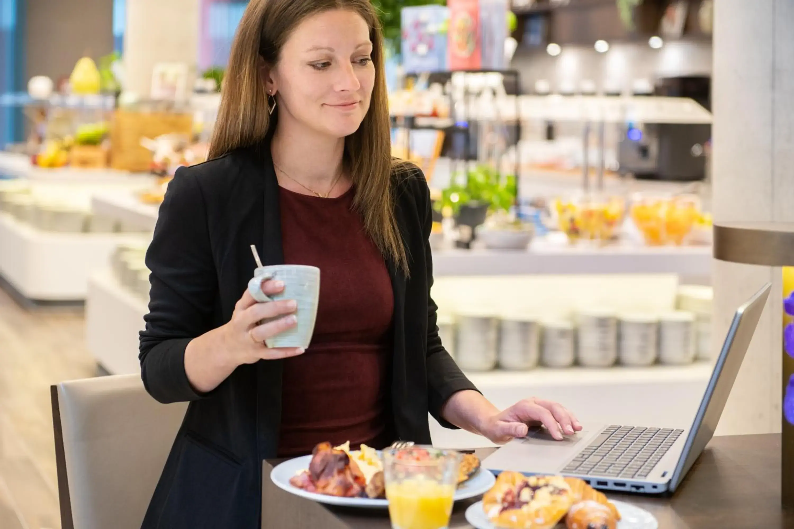 Restaurant/places to eat in Hyatt Place Frankfurt Airport Restaurant/places to eat in Hyatt Place Frankfurt Airport